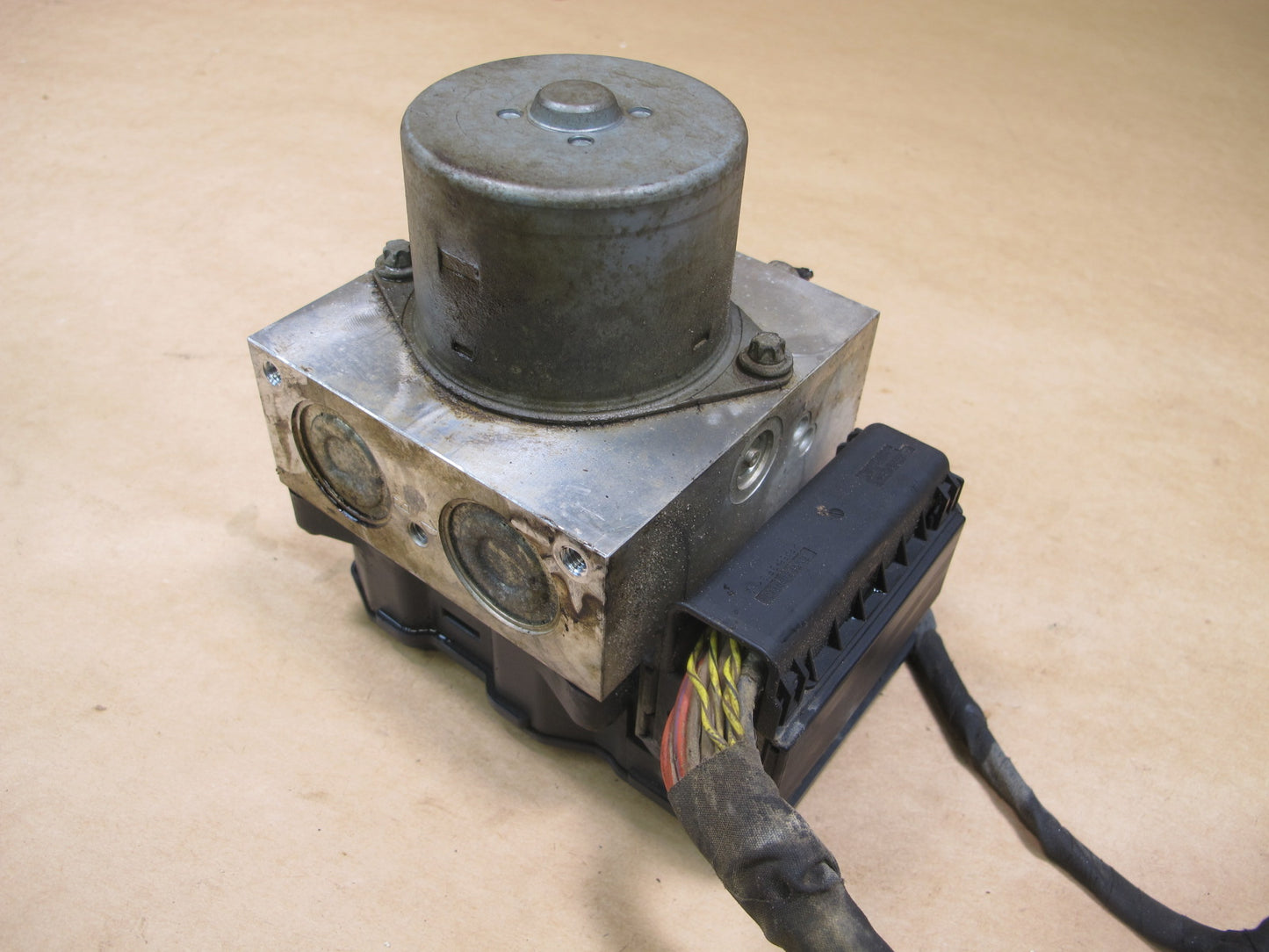 14-16 MINI COOPER S R60 COUNTRYMAN ABS PUMP CONTROL MODULE 9813830 OEM