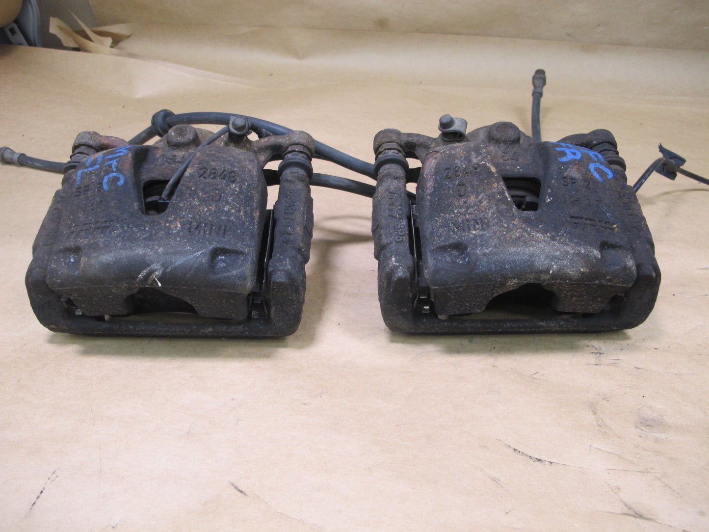 11-16 MINI COOPER S R61 R60 COUNTRYMAN SET OF 2 FRONT BRAKE CALIPER OEM