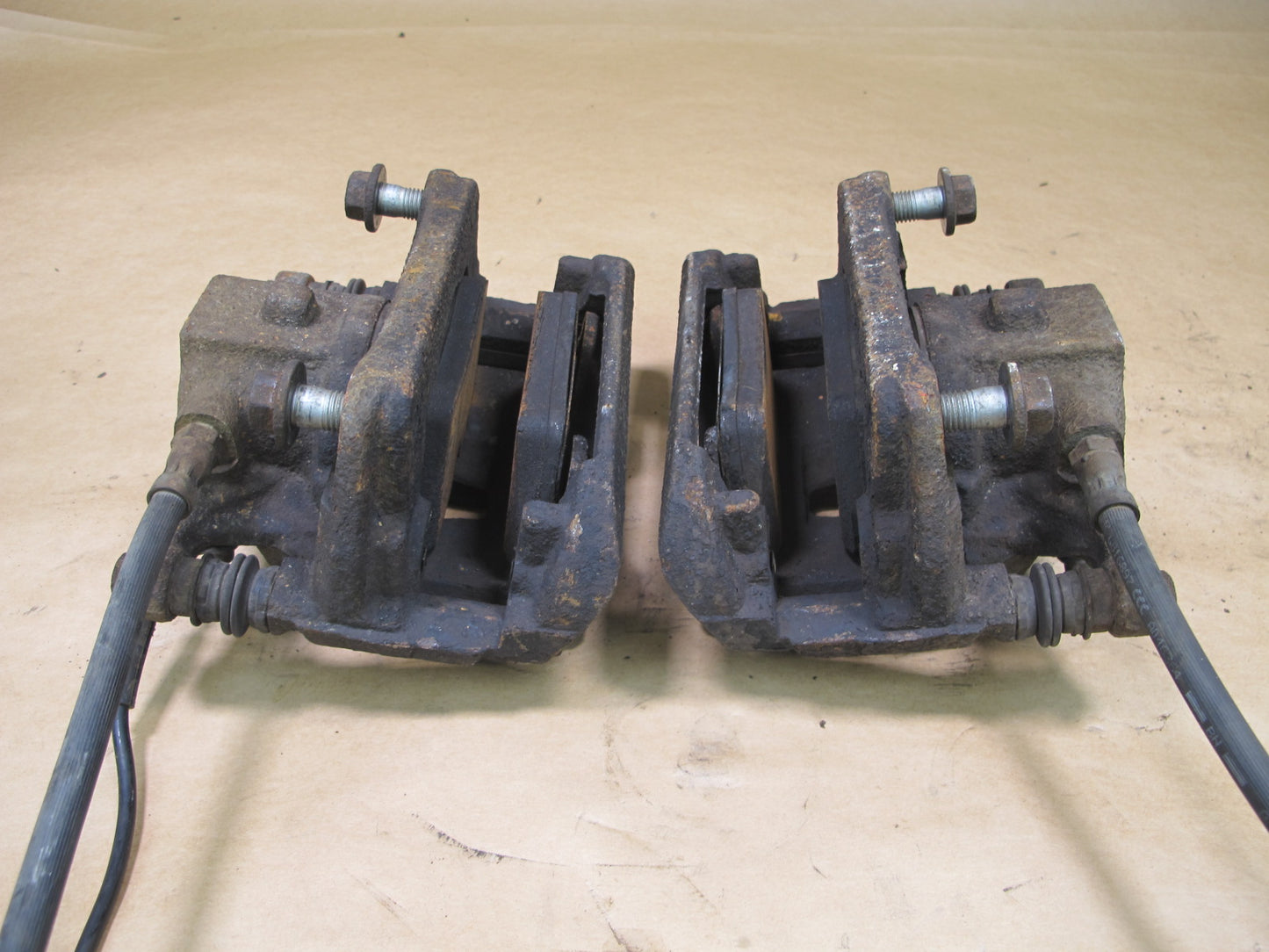 11-16 MINI COOPER S R61 R60 COUNTRYMAN SET OF 2 FRONT BRAKE CALIPER OEM