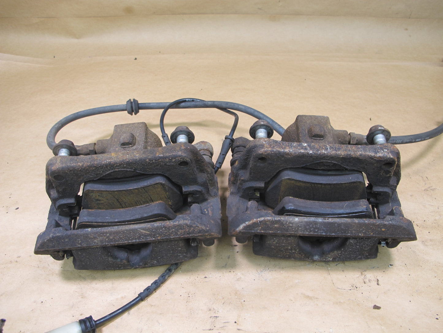 11-16 MINI COOPER S R61 R60 COUNTRYMAN SET OF 2 FRONT BRAKE CALIPER OEM