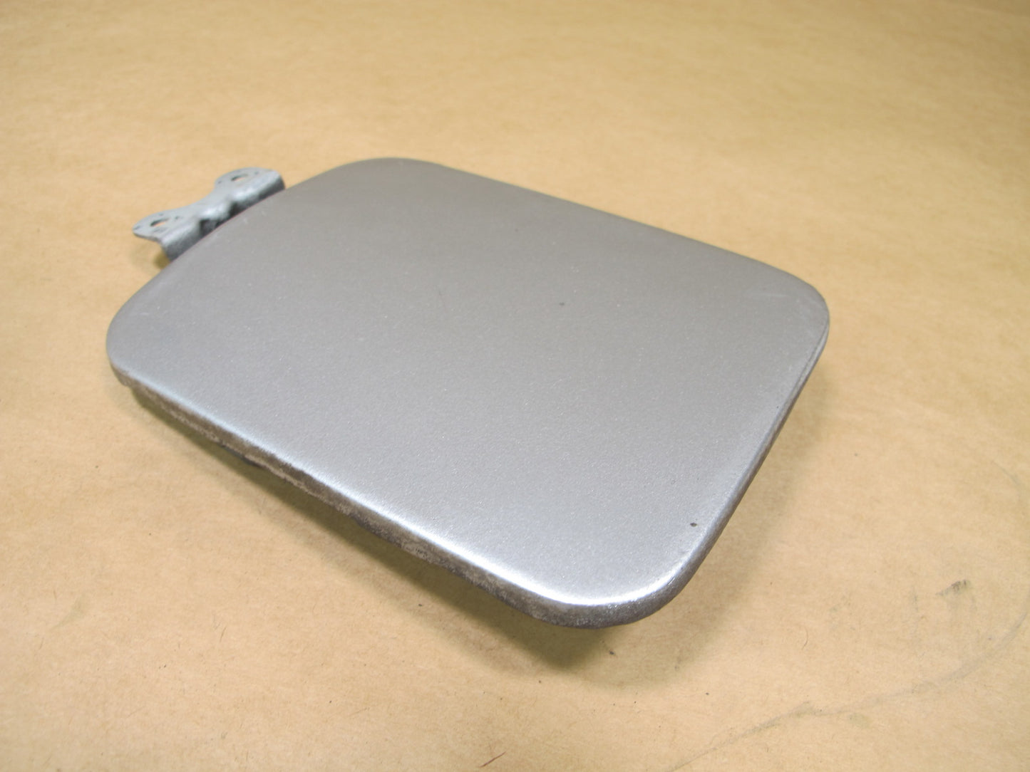 86-91 MAZDA RX7 LHD FUEL DOOR LAI COVER SILVER OEM