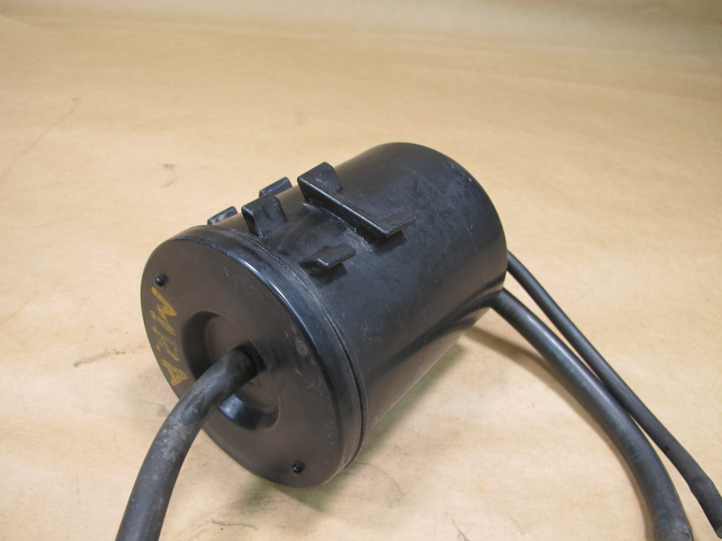 86-91 MAZDA RX7 FUEL EVAP VAPOR CANISTER OEM