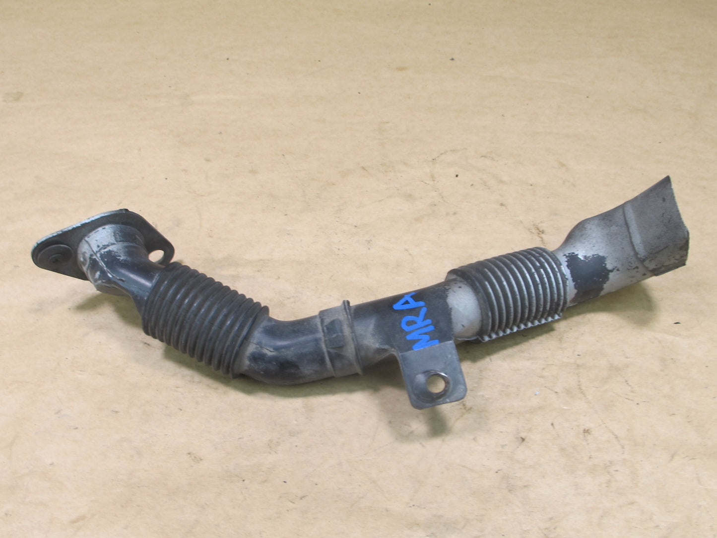 86-88 MAZDA RX7 FRONT AIR DUCT TUBE FB0150134 OEM