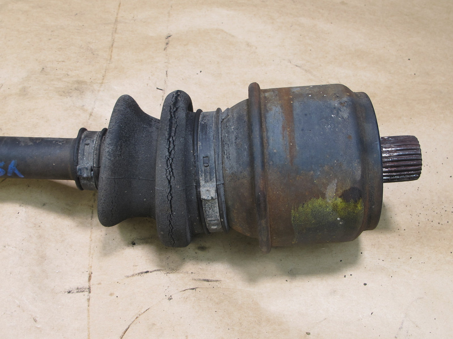 73-80 MERCEDES R107 SL-CLASS REAR RIGHT SUSPENSION AXLE SHAFT OEM