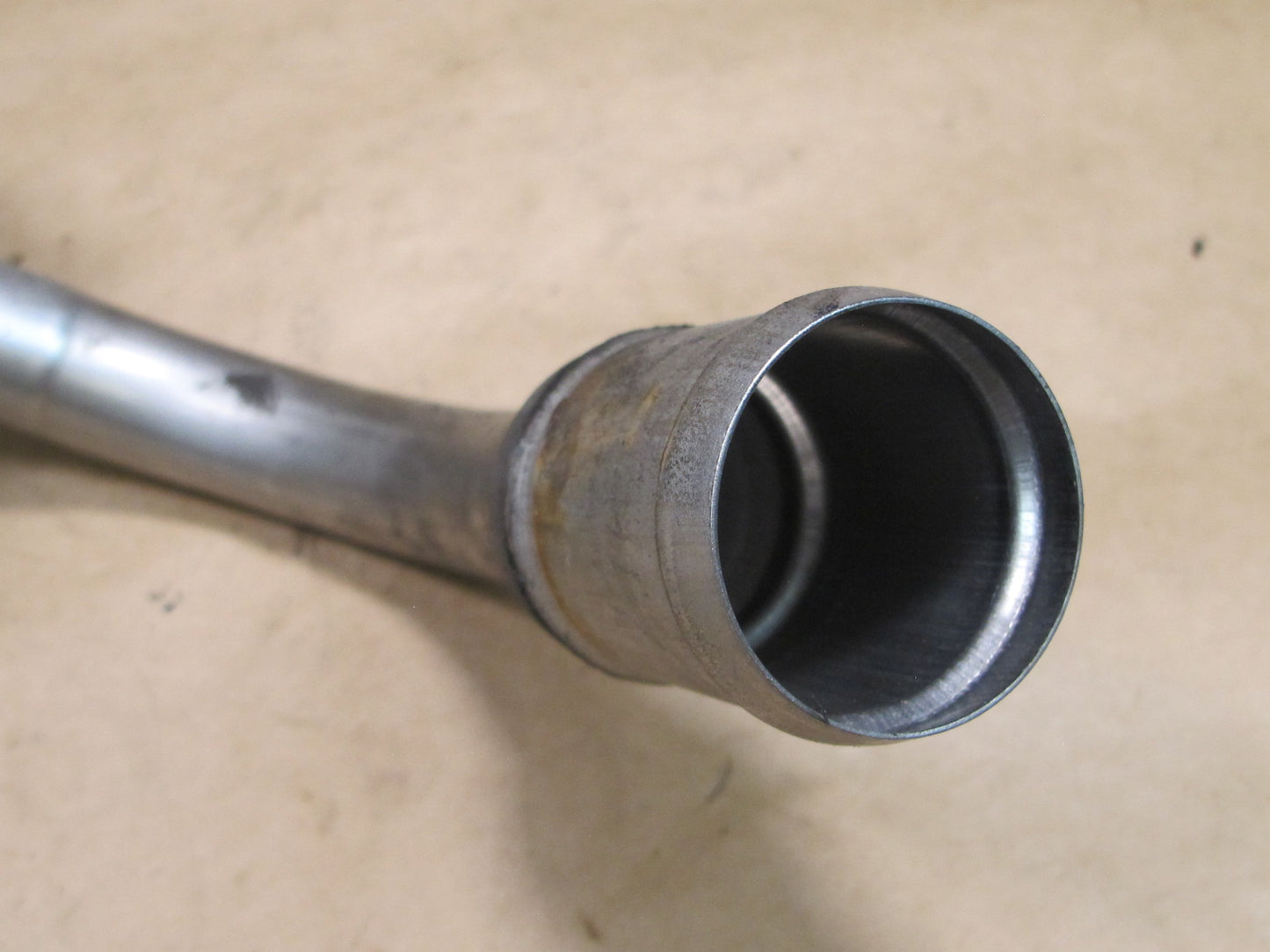 2010-2013 RANGE ROVER SPORT L320 FUEL TANK FILLER NECK PIPE AH22-9034-BA