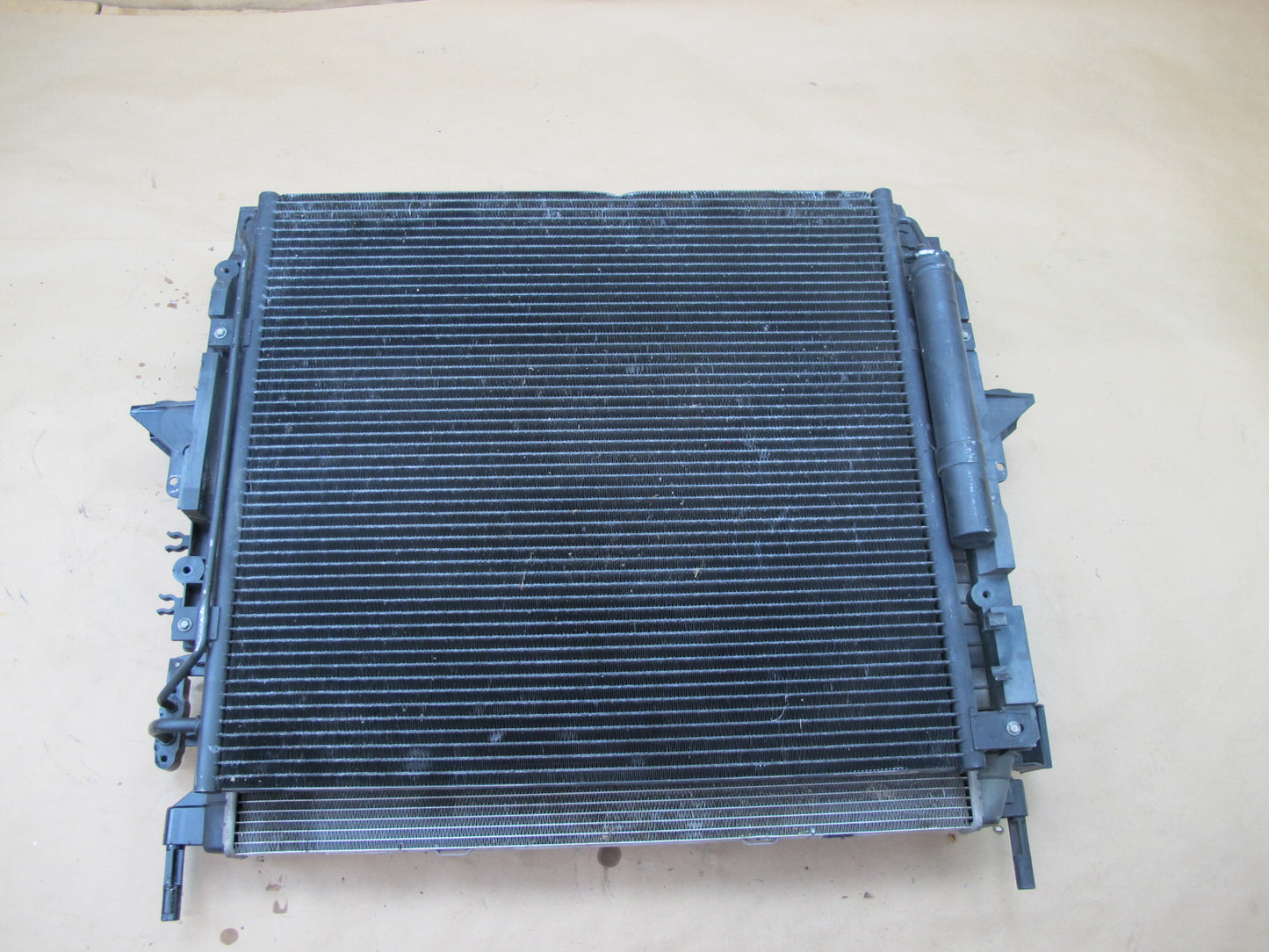 2010-2013 RANGE ROVER SPORT L320 ENGINE RADIATOR A/C CONDENSER ASSEMBLY