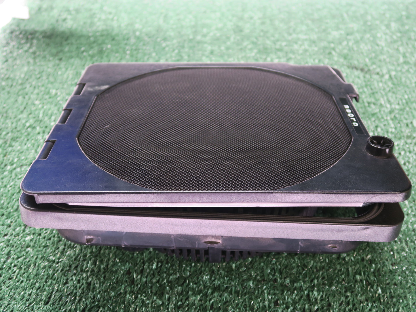 2001-2006 BMW 330Ci Convertible E46 HARMAN KARDON Hi-Fi Subwoofer Speaker OEM