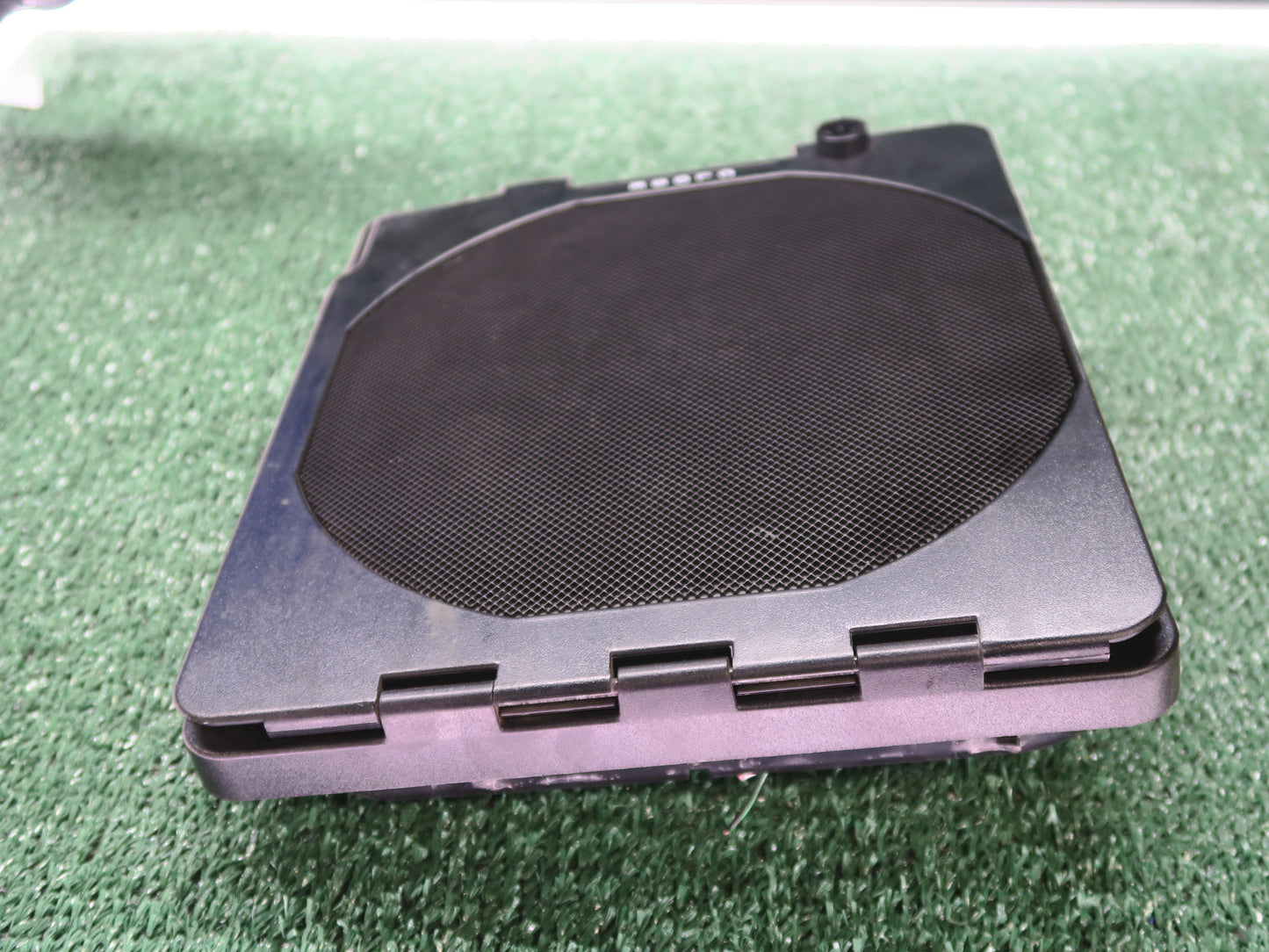 2001-2006 BMW 330Ci Convertible E46 HARMAN KARDON Hi-Fi Subwoofer Speaker OEM