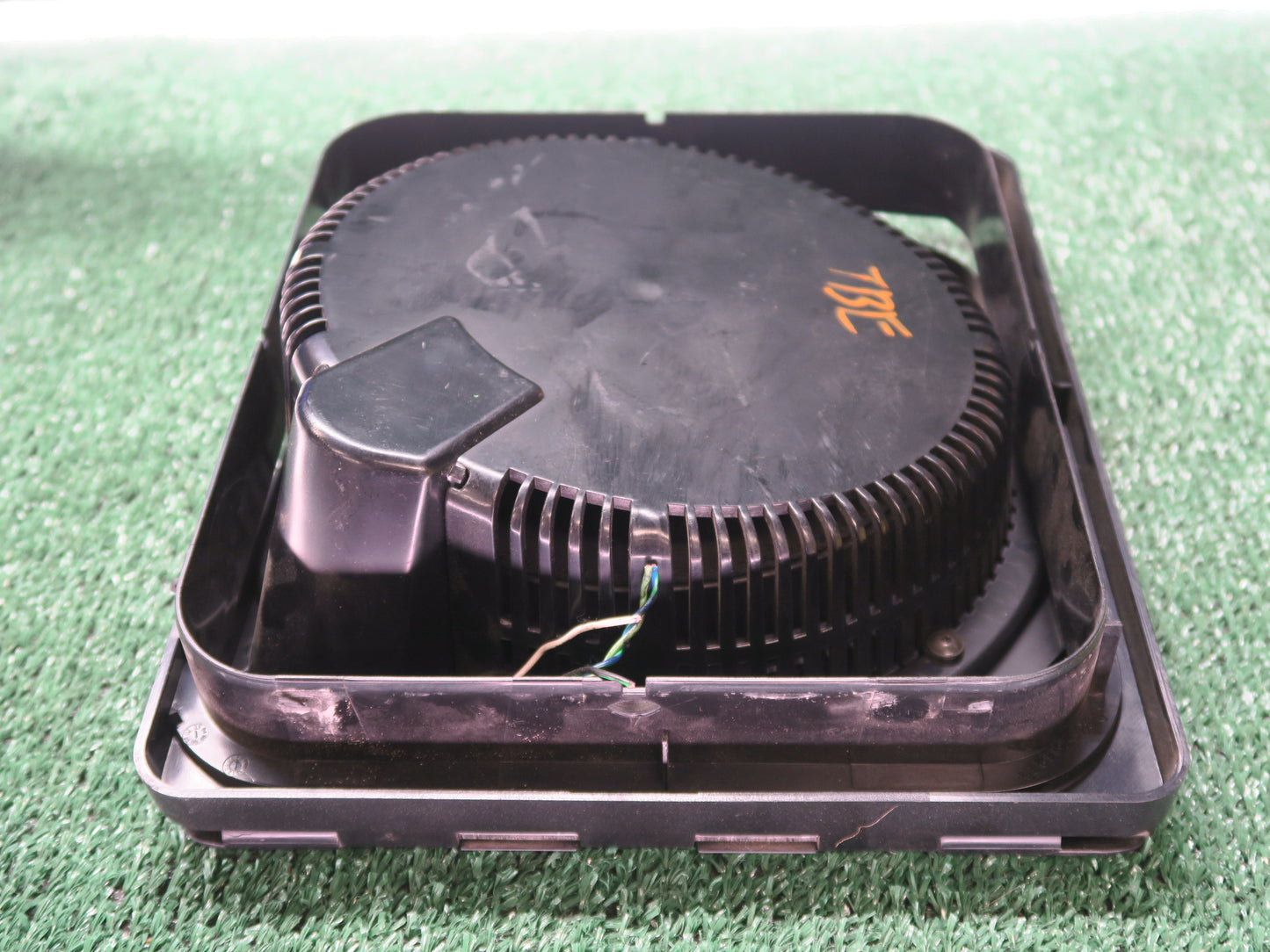 2001-2006 BMW 330Ci Convertible E46 HARMAN KARDON Hi-Fi Subwoofer Speaker OEM