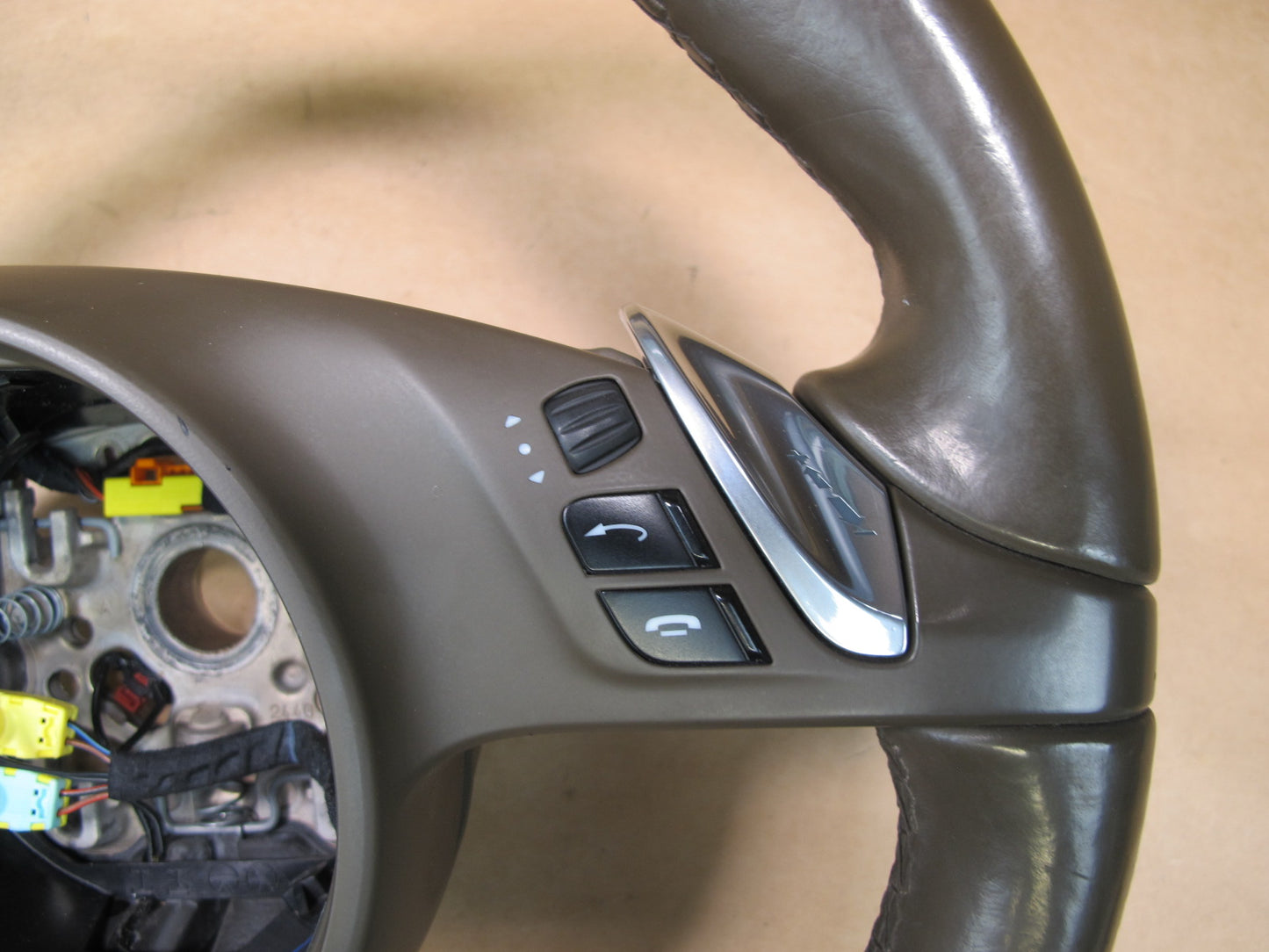 2011-2018 PORSCHE CAYENNE 958 LEATHER WOOD STEERING W CONTROLS