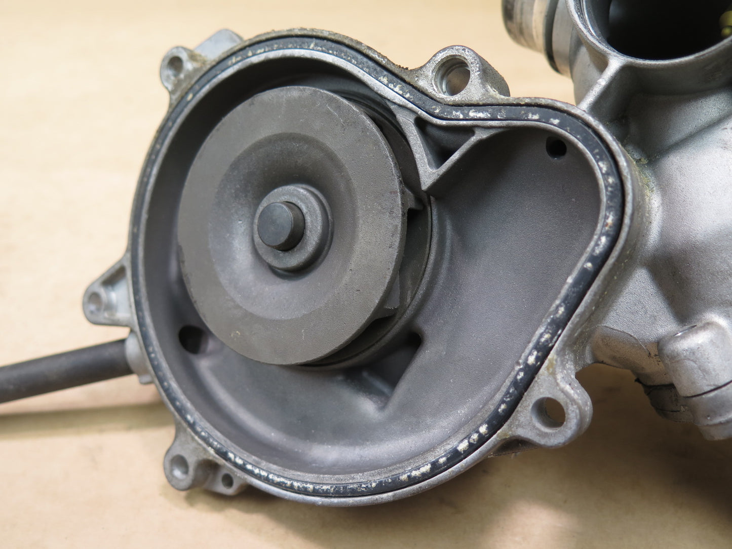02-08 BMW E65 E66 N62 N73 ENGINE ELECTRIC COOLANT WATER PUMP THERMOSTAT UNIT