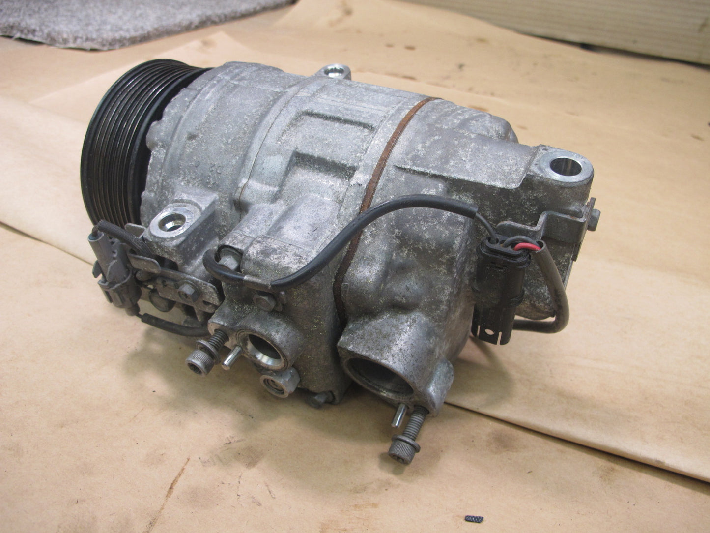 11-16 BMW F30 F32 F10 3.0L N55 ENGINE AIR CONDITIONING A/C COMPRESSOR 9217868