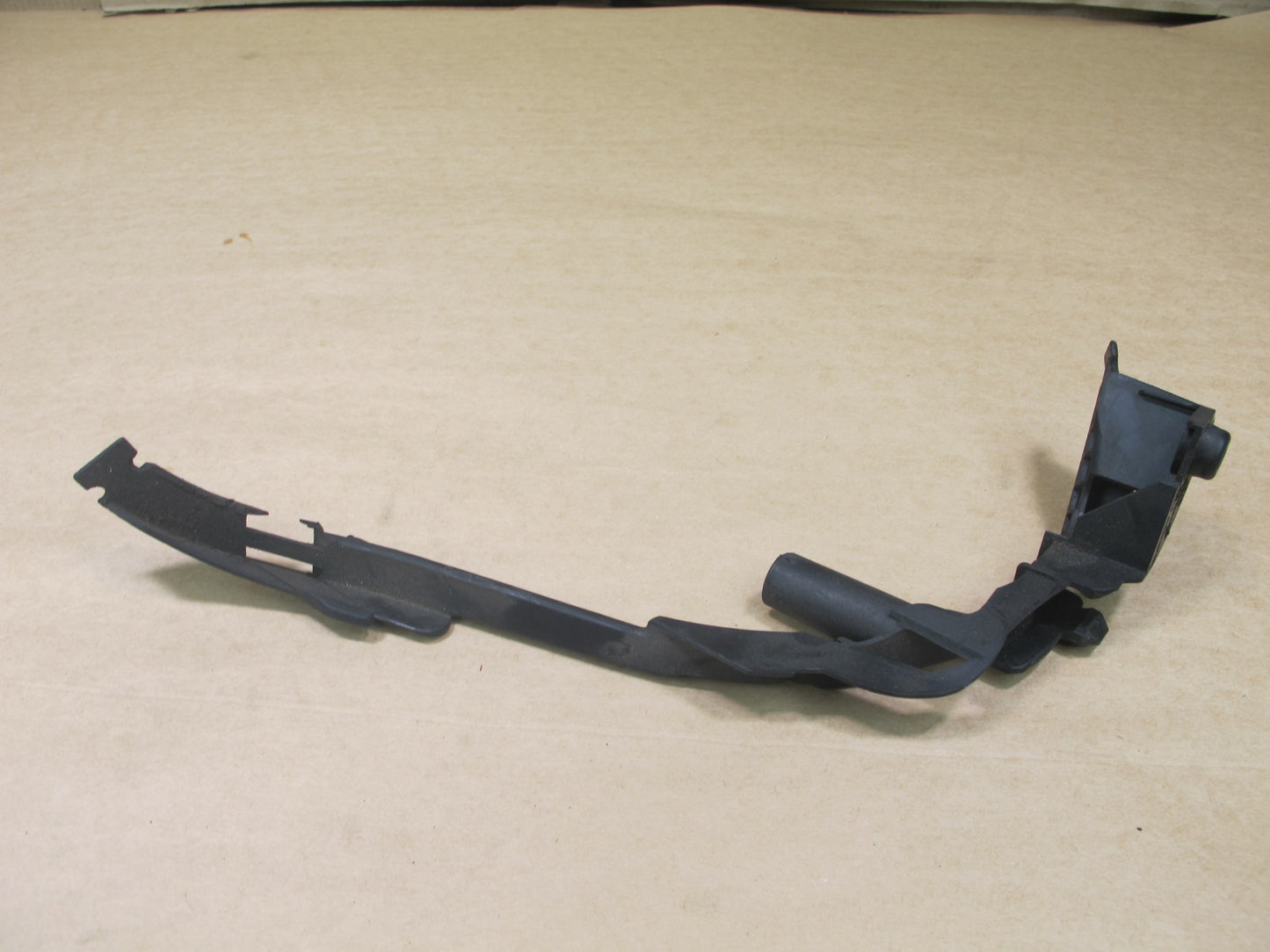 14-16 BMW F22 F30 N55 ENGINE GENERATOR ALTERNATOR CABLE WIRE BRACKET GUIDE