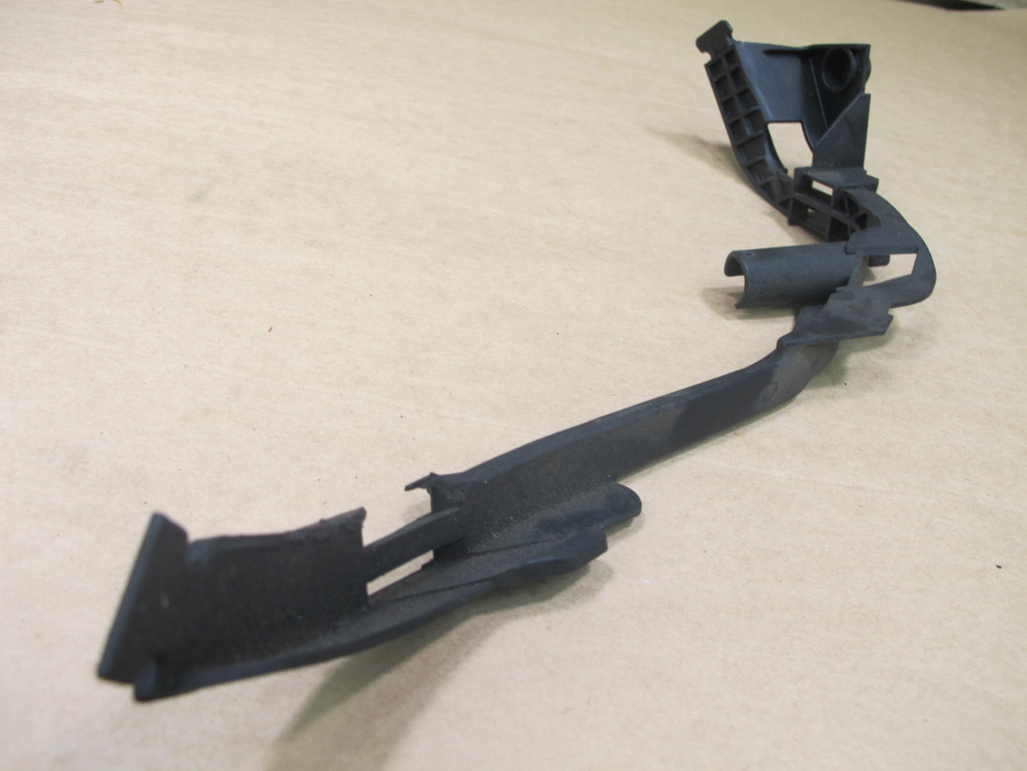 14-16 BMW F22 F30 N55 ENGINE GENERATOR ALTERNATOR CABLE WIRE BRACKET GUIDE