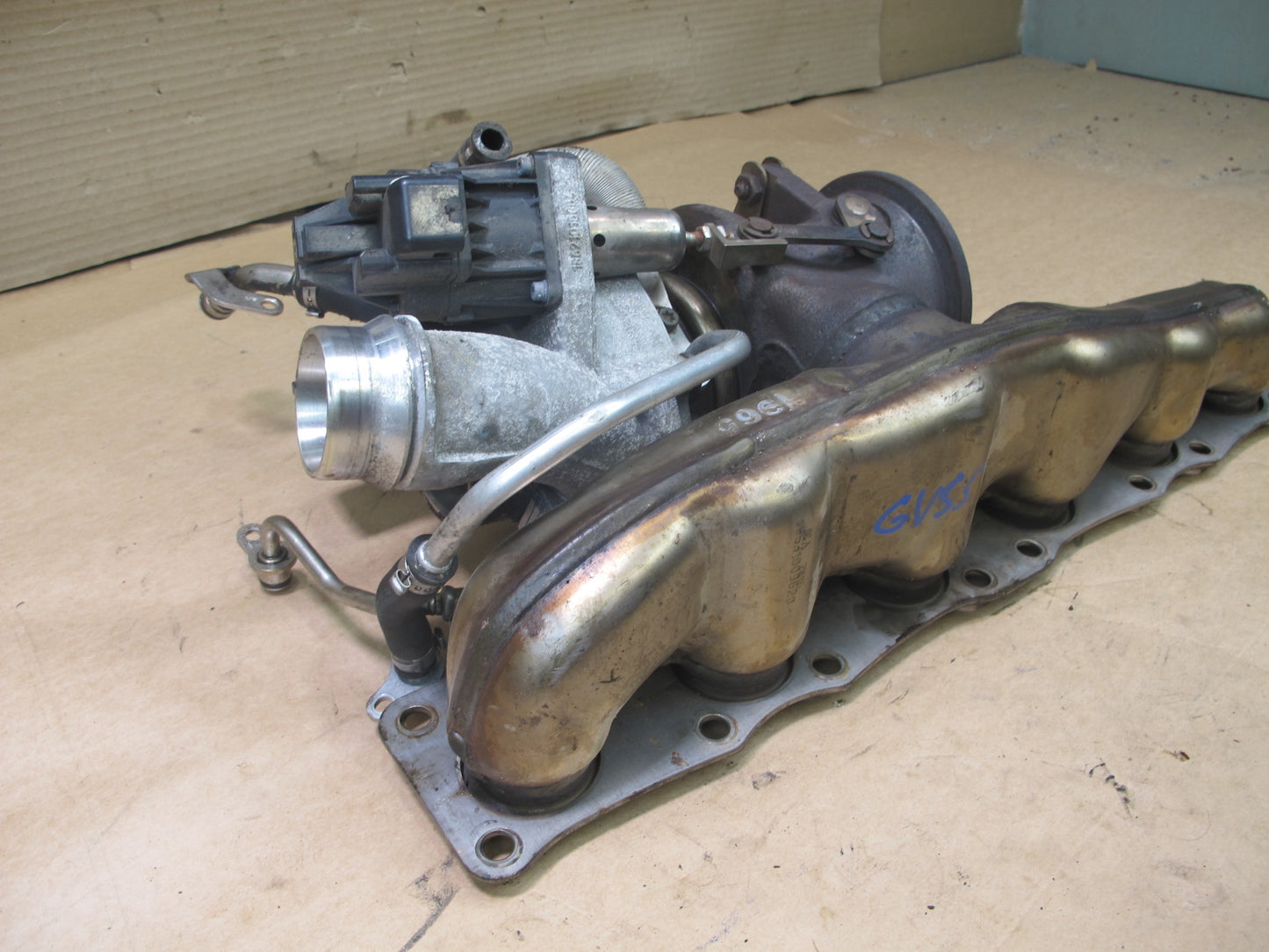 13-15 BMW F30 F31 F32 3.0L N55 SINGLE TURBO CHARGER EXHAUST MANIFOLD ASSEMBLY