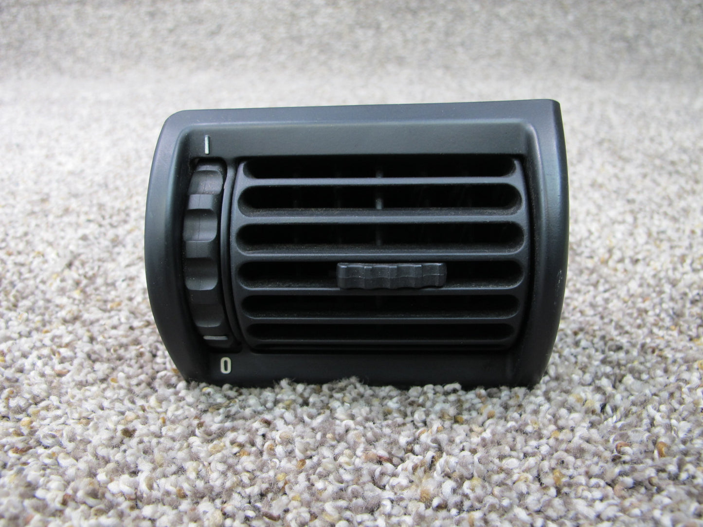 96-02 BMW Z3 E36 FRONT RIGHT PASS SIDE A/C AIR VENT GRILLE HEADLIGHT SWITCH