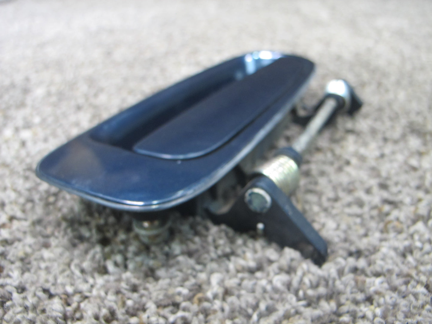 92-96 LEXUS ES300 REAR LEFT DRIVER SIDE EXTERIOR OUTER DOOR HANDLE OEM