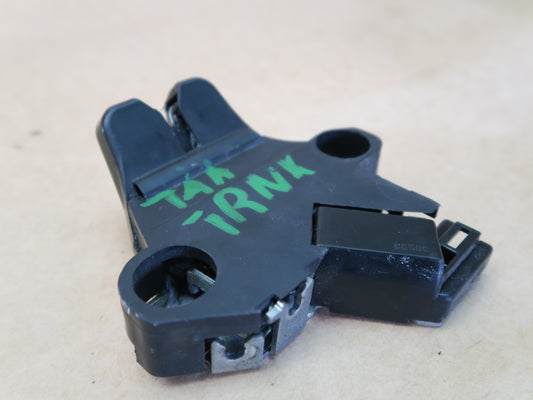 05-12 TOYOTA AVALON REAR TRUNK DECK LID LOCK LATCH ACTUATOR MOTOR OEM