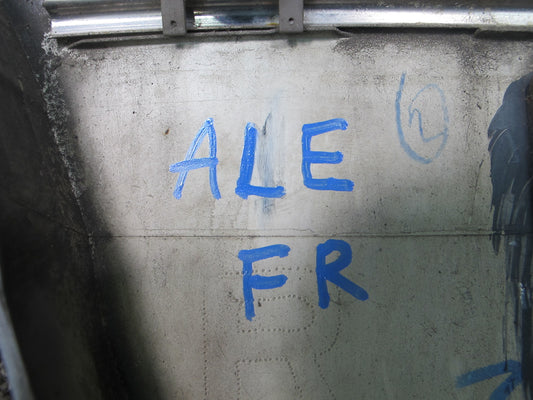 1992-1996 Lexus ES300 Front Right Side Moulding Dark Grey 75601-33010 OEM