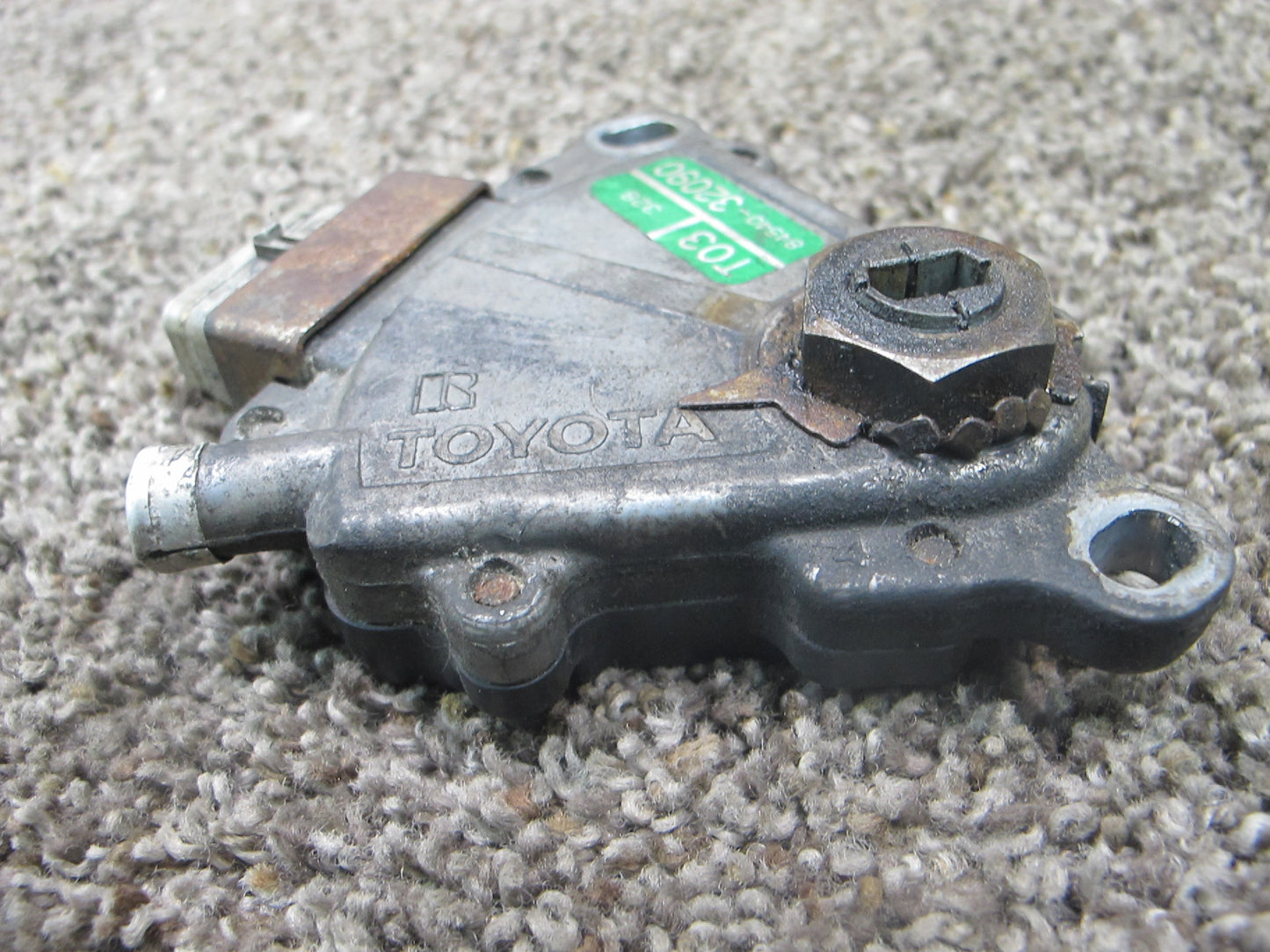 1992-1994 Lexus ES300 Neutral Start Safety Switch 84540-32090 OEM