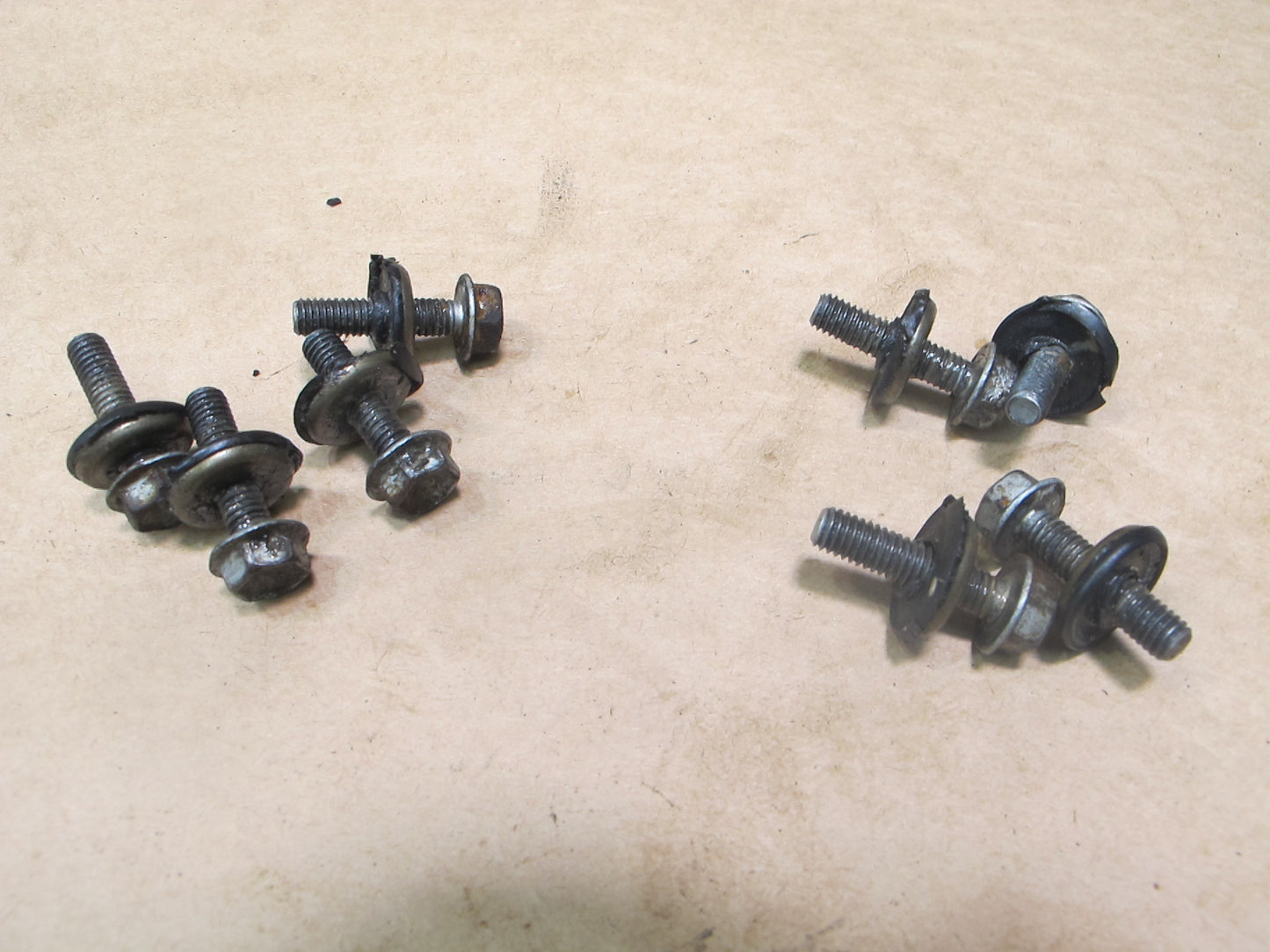 1992-1994 Lexus ES300 Valve Cover RH OEM