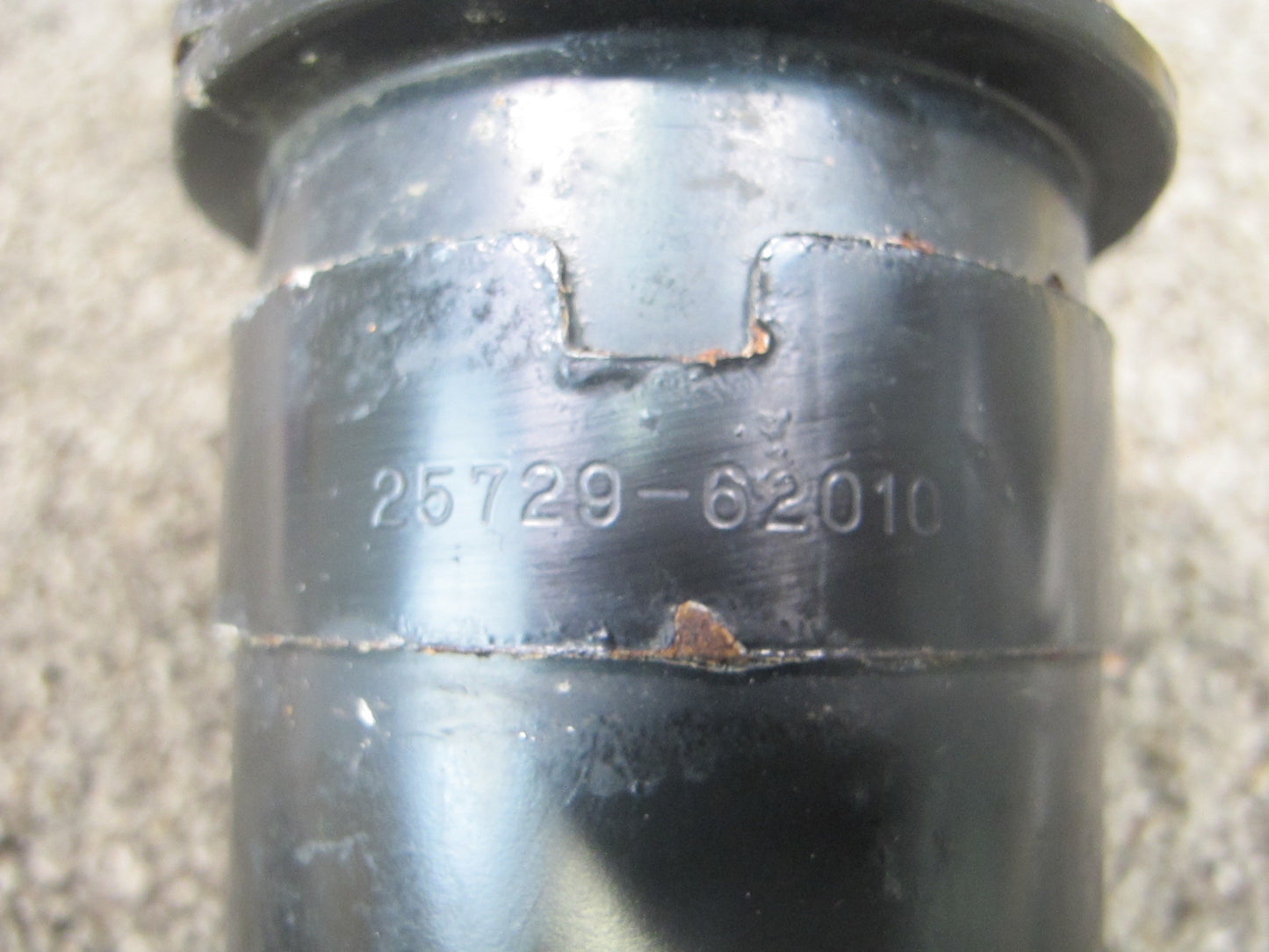 92-96 LEXUS ES300 VACUUM SURGE CANISTER TANK W/ BRACKET 25729-62010 OEM