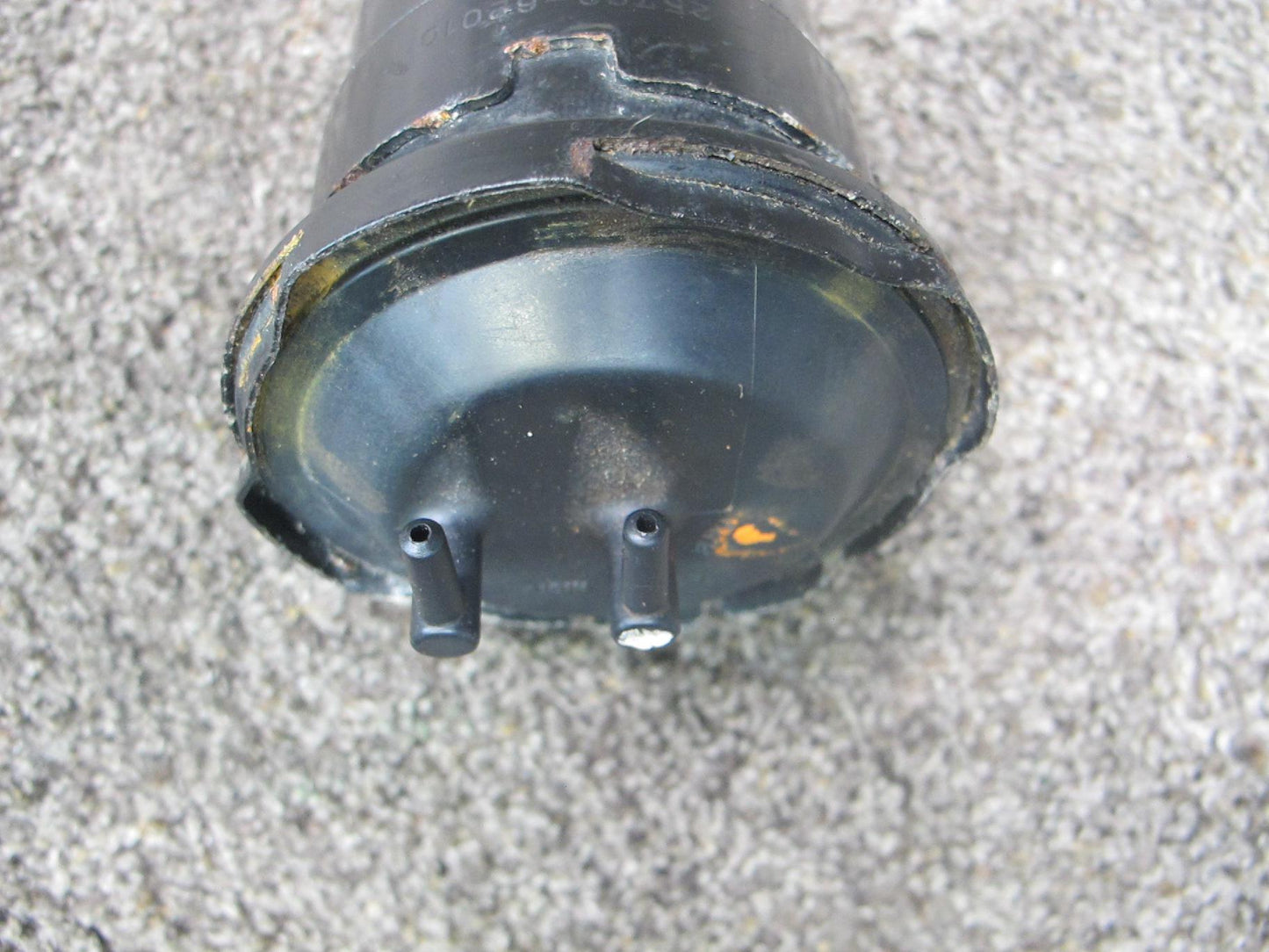 92-96 LEXUS ES300 VACUUM SURGE CANISTER TANK W/ BRACKET 25729-62010 OEM