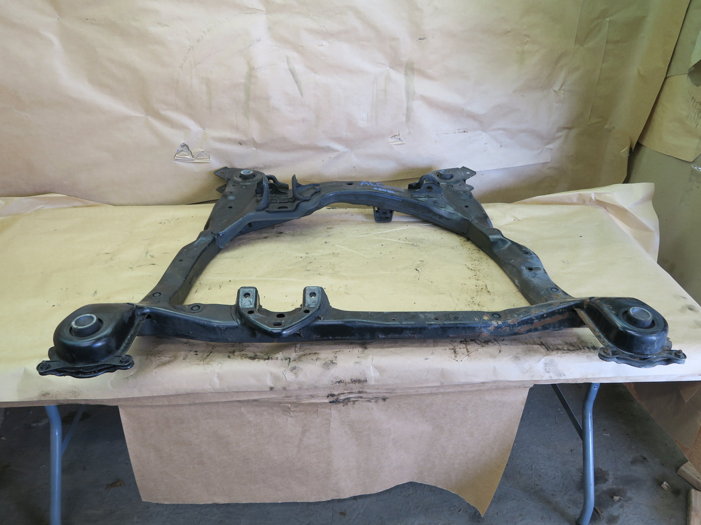 92-94 LEXUS ES300 FRONT SUSPENSION CROSSMEMBER CRADLE SUB FRAME OEM