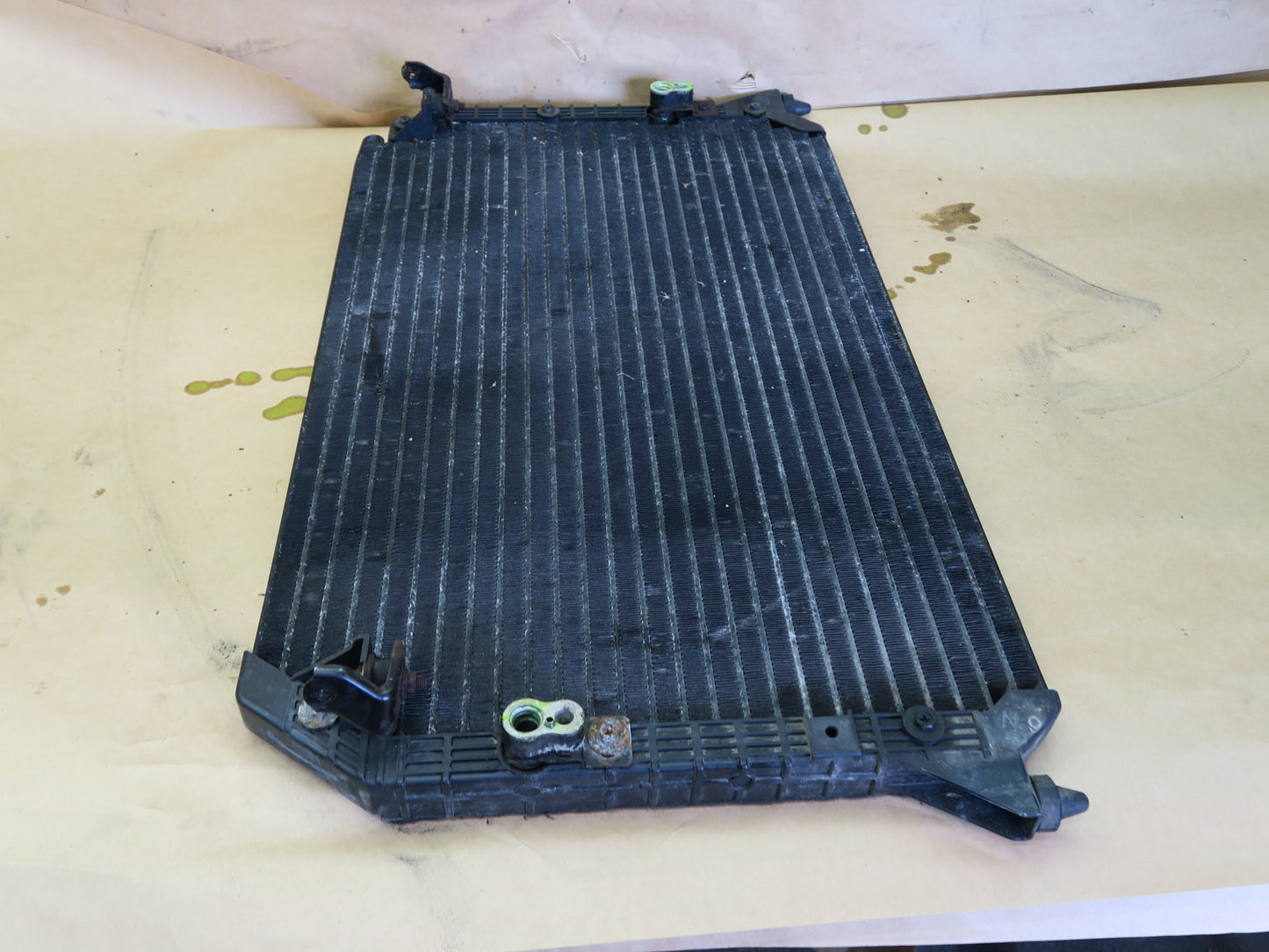 92-93 LEXUS ES300 3VZFE A/C AC AIR CONDITION COOLING CONDENSER OEM