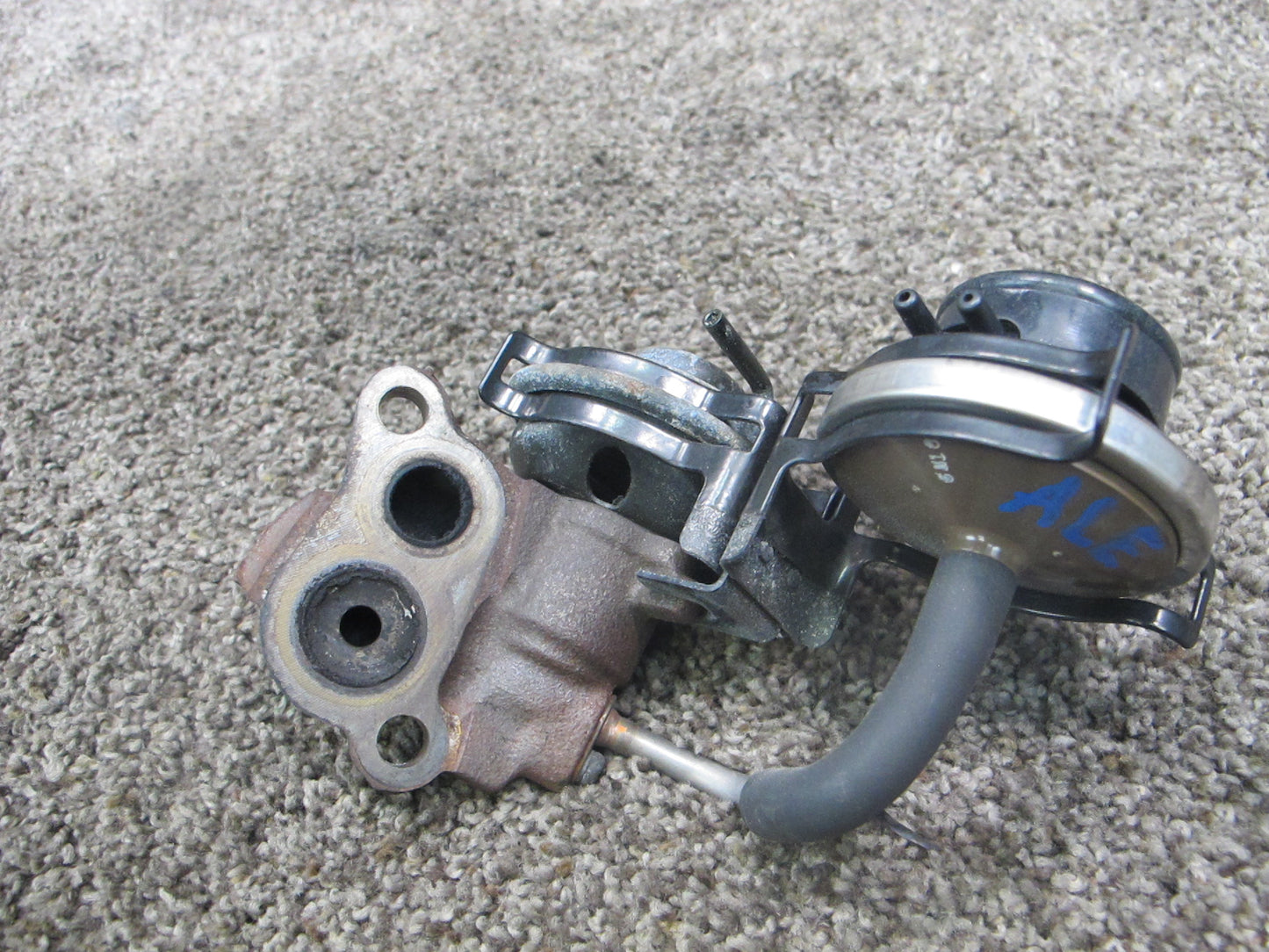92-93 LEXUS ES300 3VZFE ENGINE EGR VALVE VACUUM MODULATOR ASSEMBLY OEM