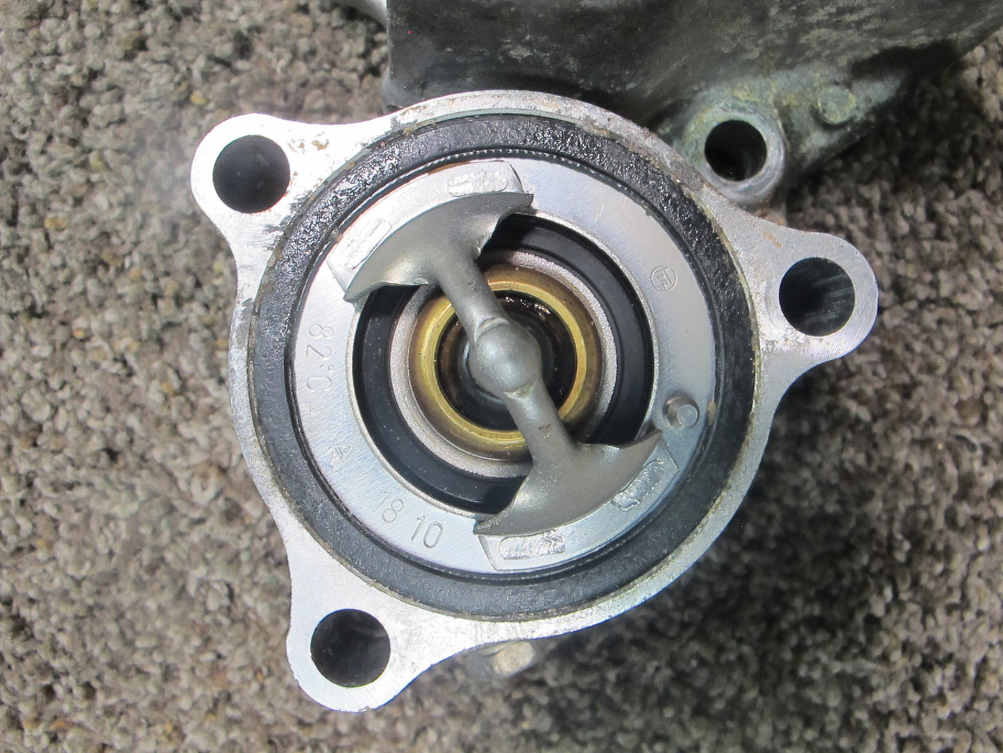 92-93 LEXUS ES300 3VZFE 3.0L ENGINE WATER COOLANT PUMP W/ THERMOSTAT SET