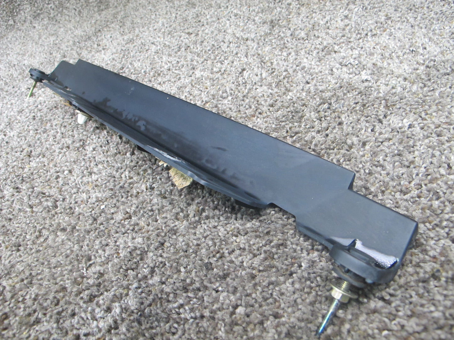 1992-1996 Lexus ES300 Rear Trunk Lid Panel Moulding OEM 75831-33020