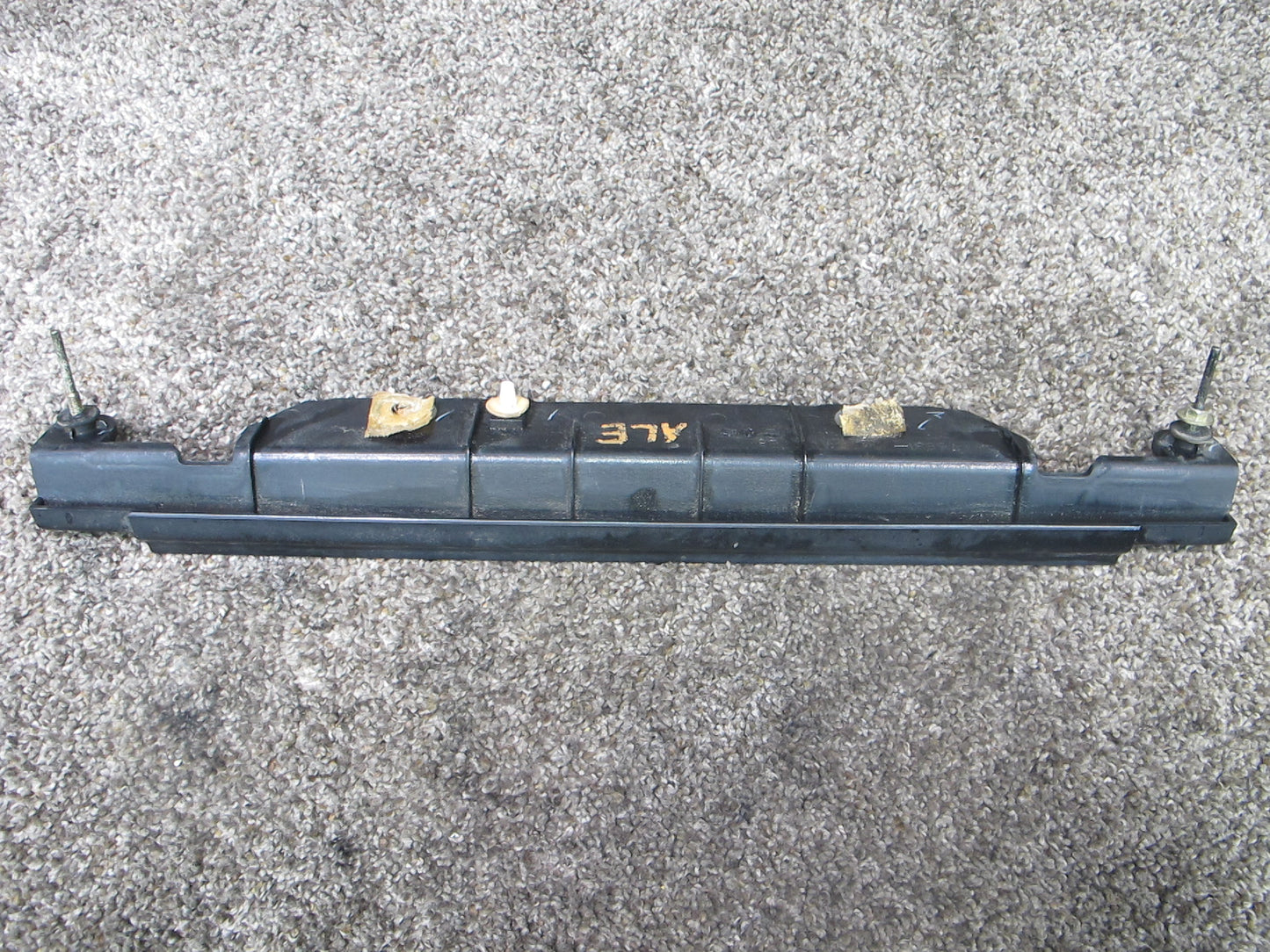 1992-1996 Lexus ES300 Rear Trunk Lid Panel Moulding OEM 75831-33020