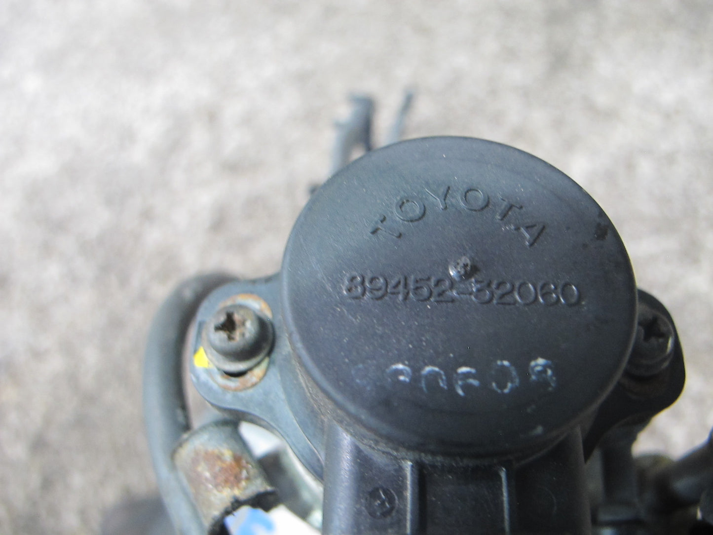92-93 LEXUS ES300 3VZFE ENGINE INTAKE AIR THROTTLE BODY 89452-32060 OEM
