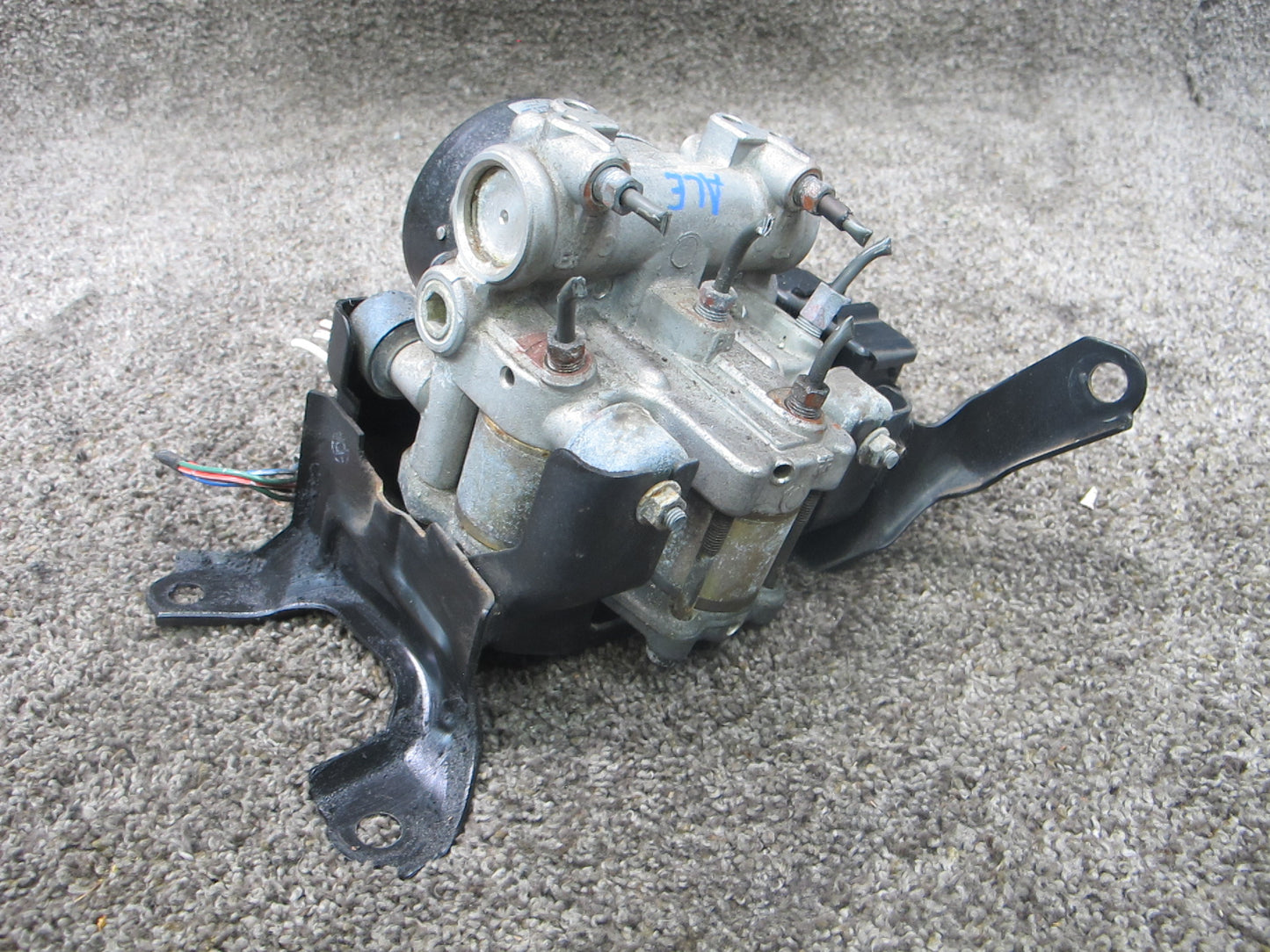 92-93 LEXUS ES300 ABS ANTILOCK BRAKE PUMP CONTROL MODULE 44510-33010 OEM