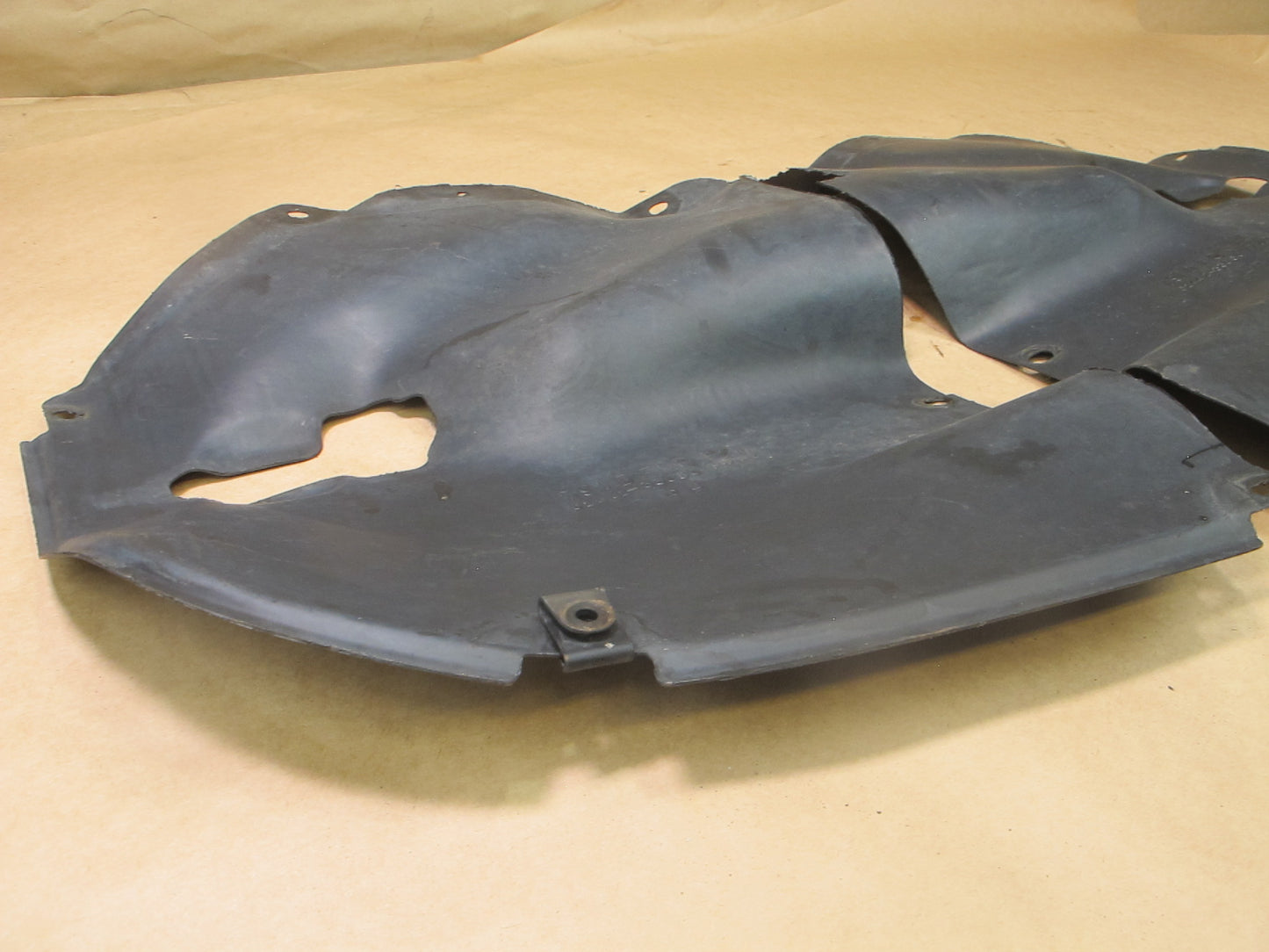 92-96 LEXUS ES300 FRONT LEFT & RIGHT SIDE ENGINE UNDER COVER GUARD SET OEM