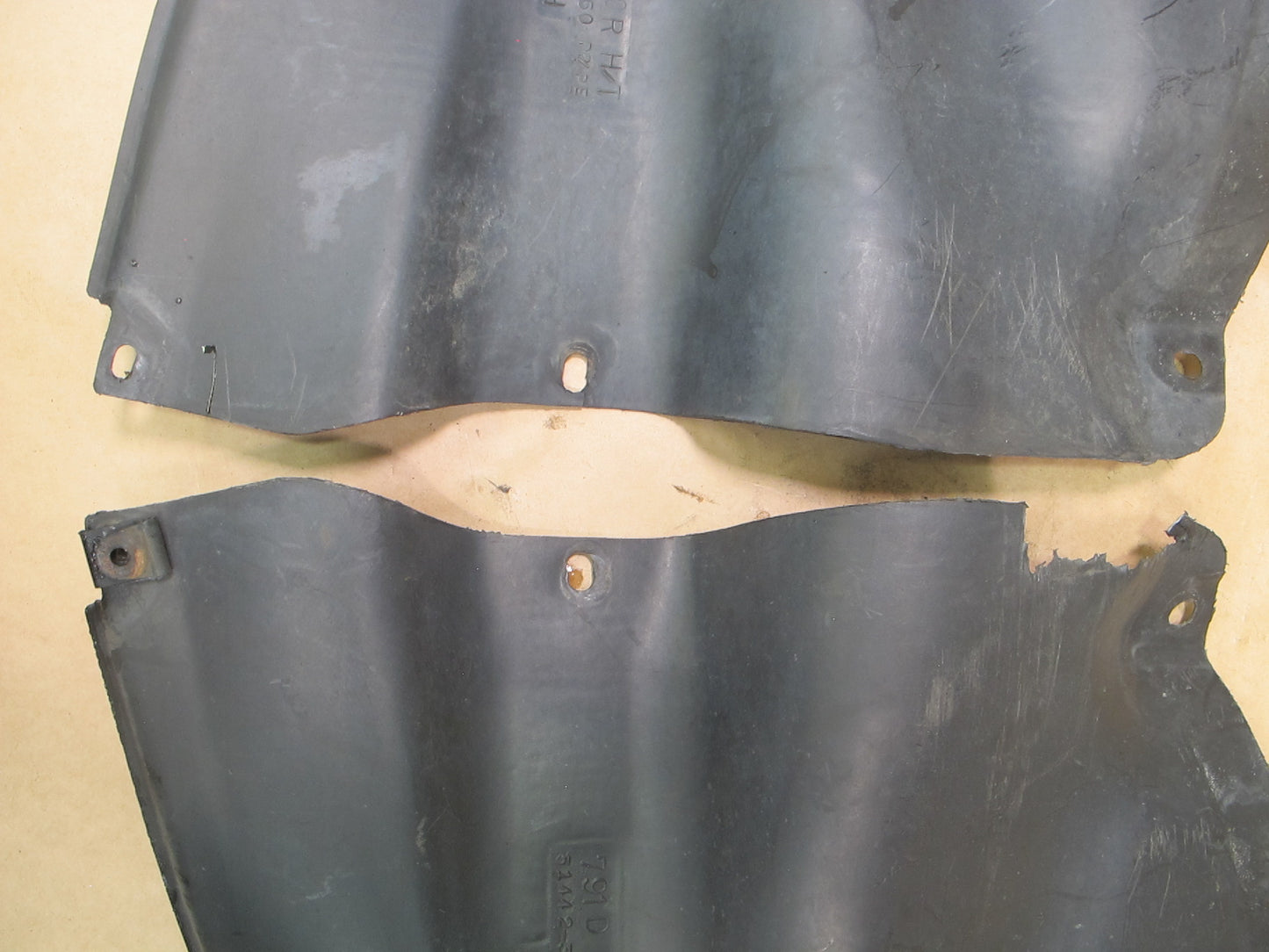 92-96 LEXUS ES300 FRONT LEFT & RIGHT SIDE ENGINE UNDER COVER GUARD SET OEM