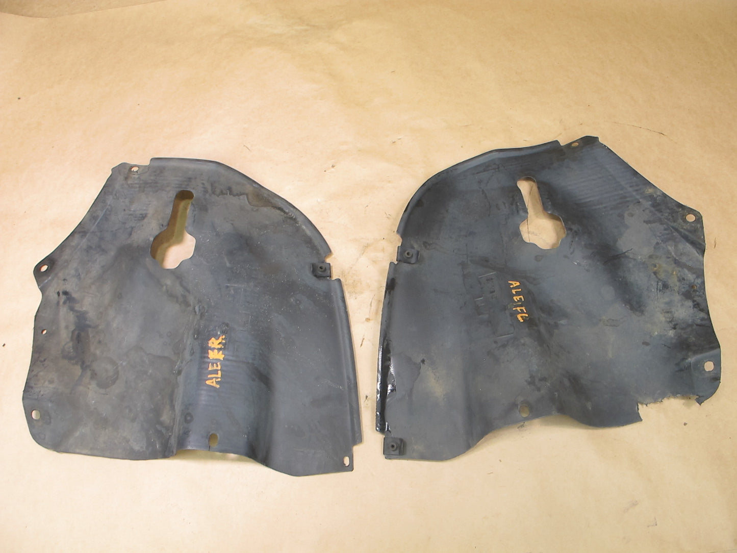 92-96 LEXUS ES300 FRONT LEFT & RIGHT SIDE ENGINE UNDER COVER GUARD SET OEM