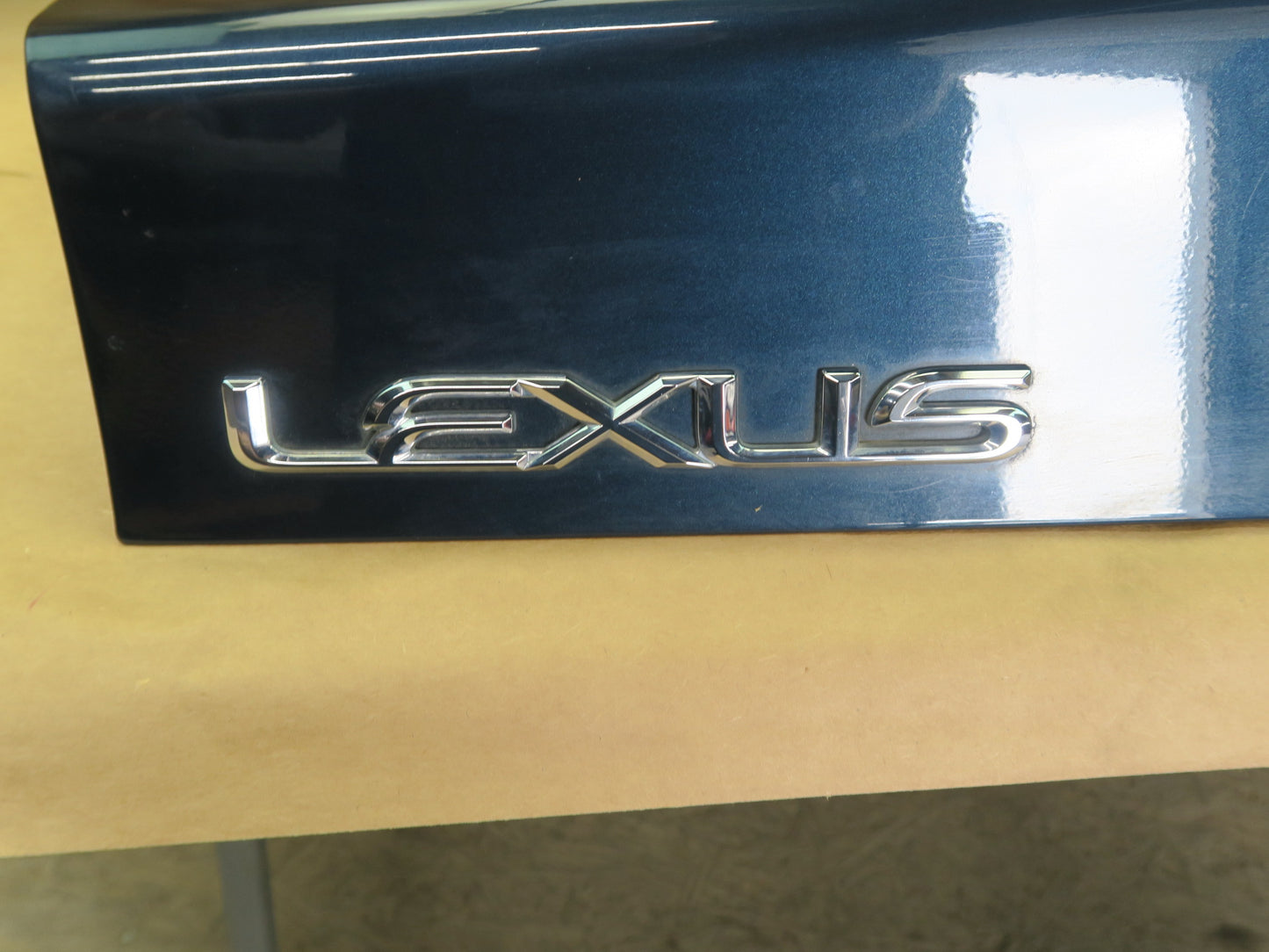 92-94 LEXUS ES300 REAR TRUNK LID DECK TAIL GATE HATCH FROSTED SAPPHIRE OEM