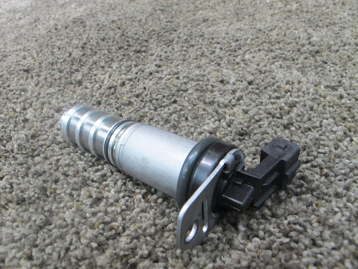 12-18 BMW F30 F32 N55 Engine Variable Valve Timing Solenoid Vanos Pierburg
