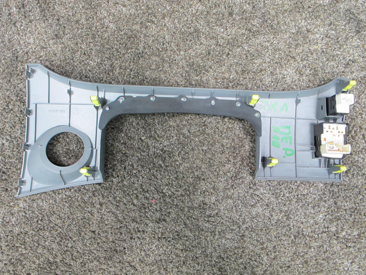 05-12 TOYOTA AVALON DASH COLUMN IGNITION SWITCH PANEL COVER 55301-07020 OEM
