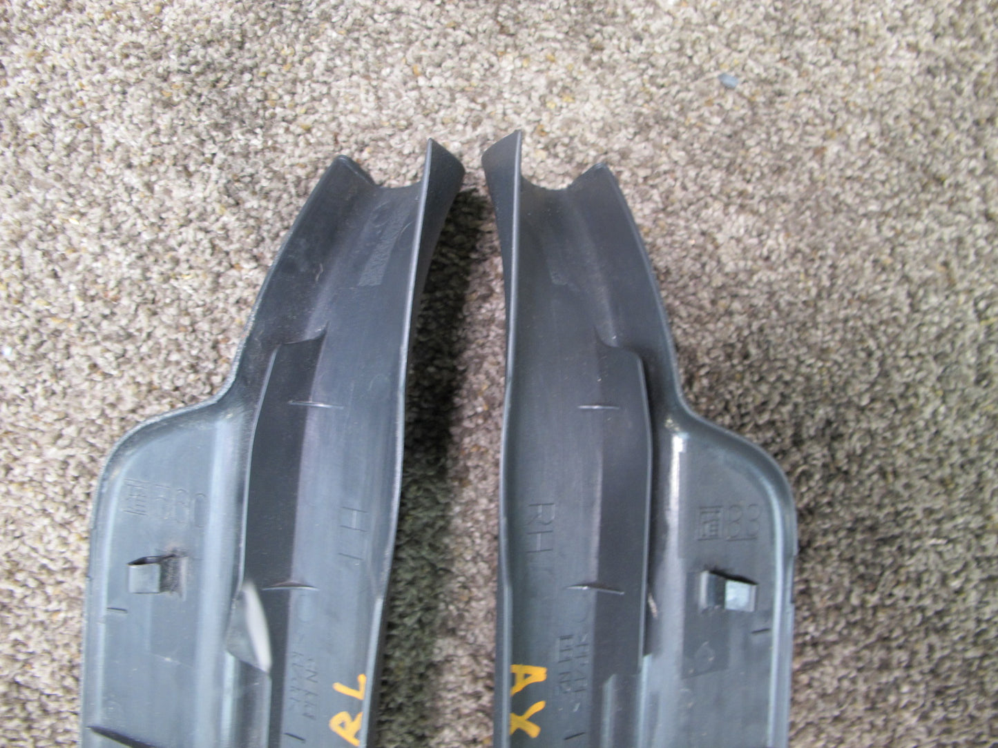 04-06 TOYOTA SCION XB REAR RIGHT & LEFT SIDE DOOR SILL SCUFF PLATE SET OEM