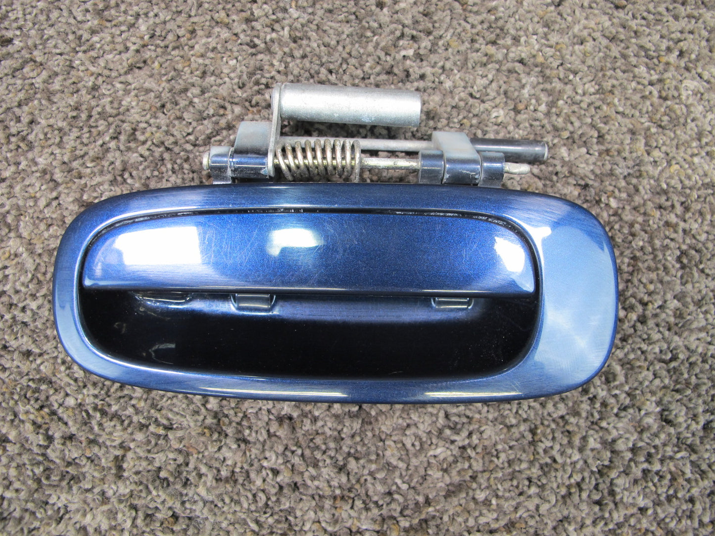 04-06 TOYOTA SCION XB REAR LEFT DRIVER SIDE EXTERIOR DOOR HANDLE BLUE OEM
