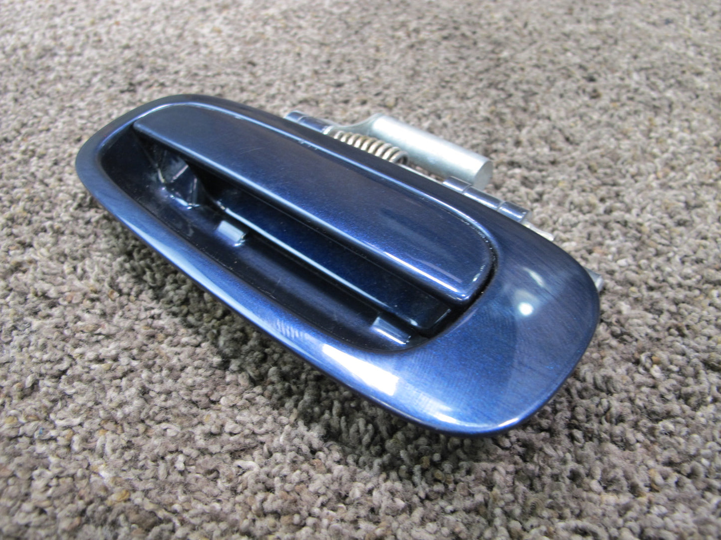 04-06 TOYOTA SCION XB REAR LEFT DRIVER SIDE EXTERIOR DOOR HANDLE BLUE OEM