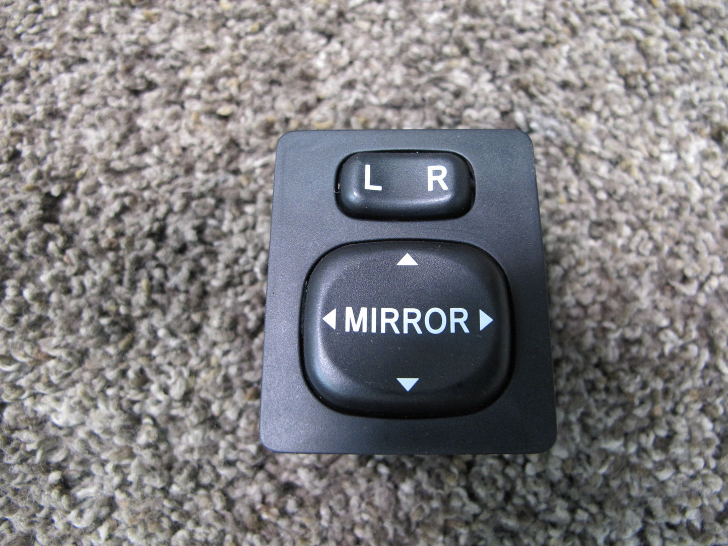 2004-2006 Scion xB Dash Board Switch Set Mirror Instrument Illumination Traction