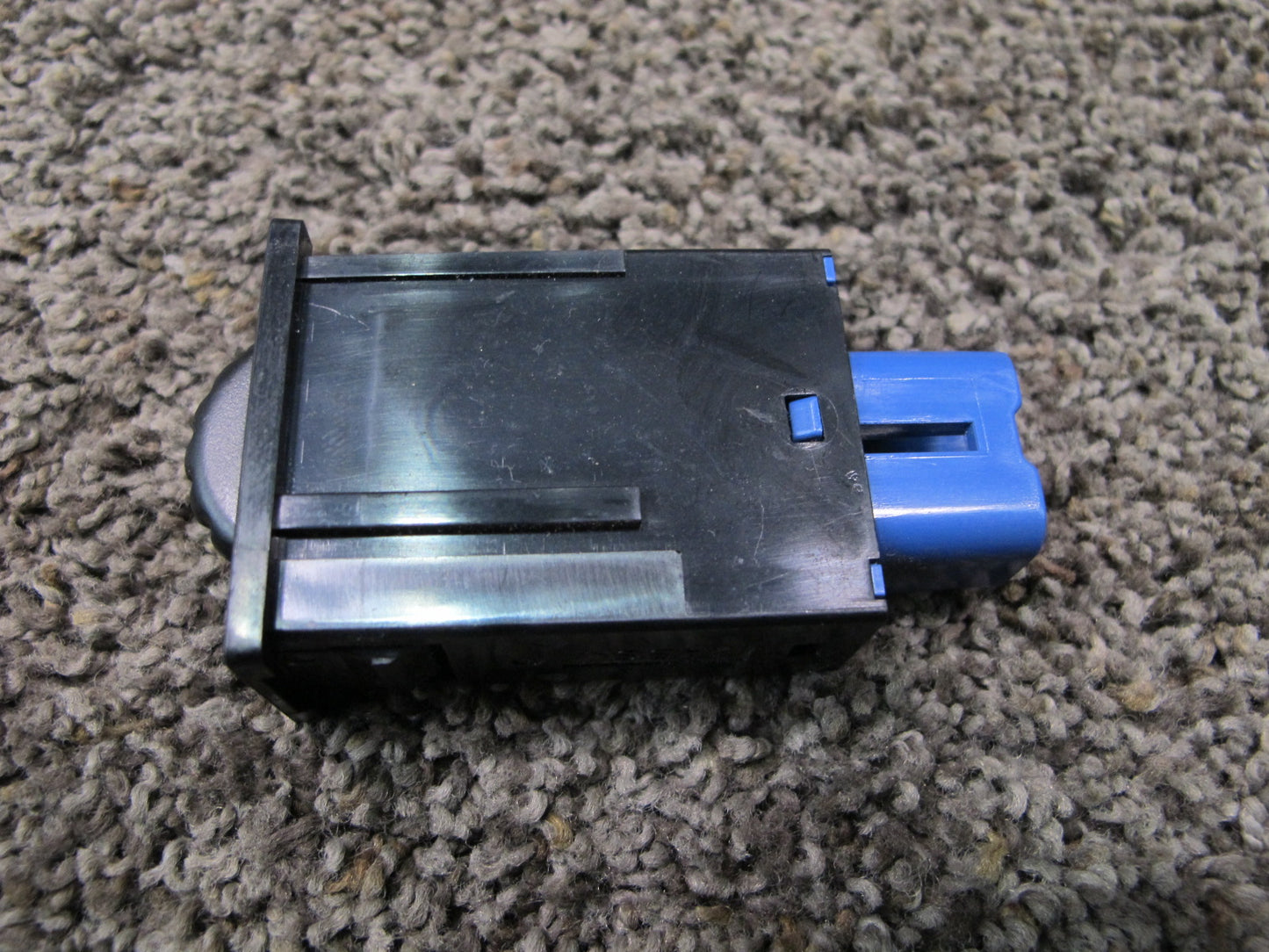 2004-2006 Scion xB Dash Board Switch Set Mirror Instrument Illumination Traction
