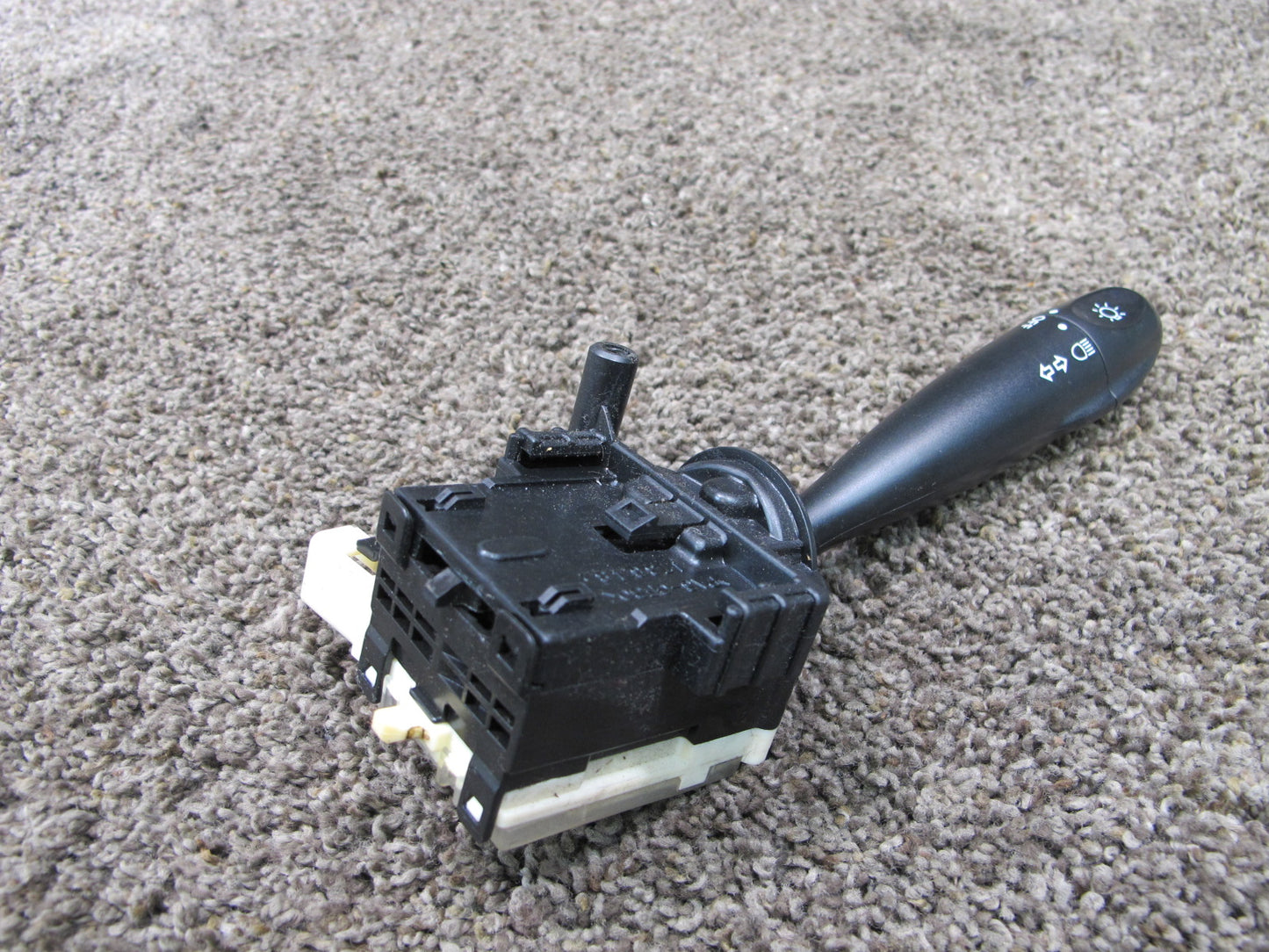 2004-2006 SCION xB Turn Signal Headlight Lever Switch OEM