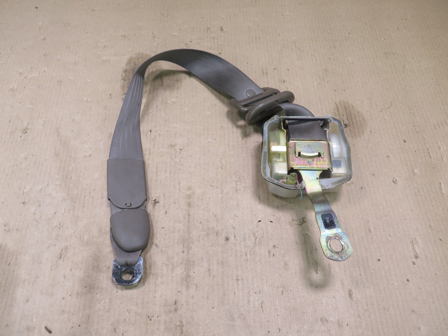 90-94 LEXUS XF10 LS400 FRONT RIGHT SEAT BELT RETRACTOR OEM