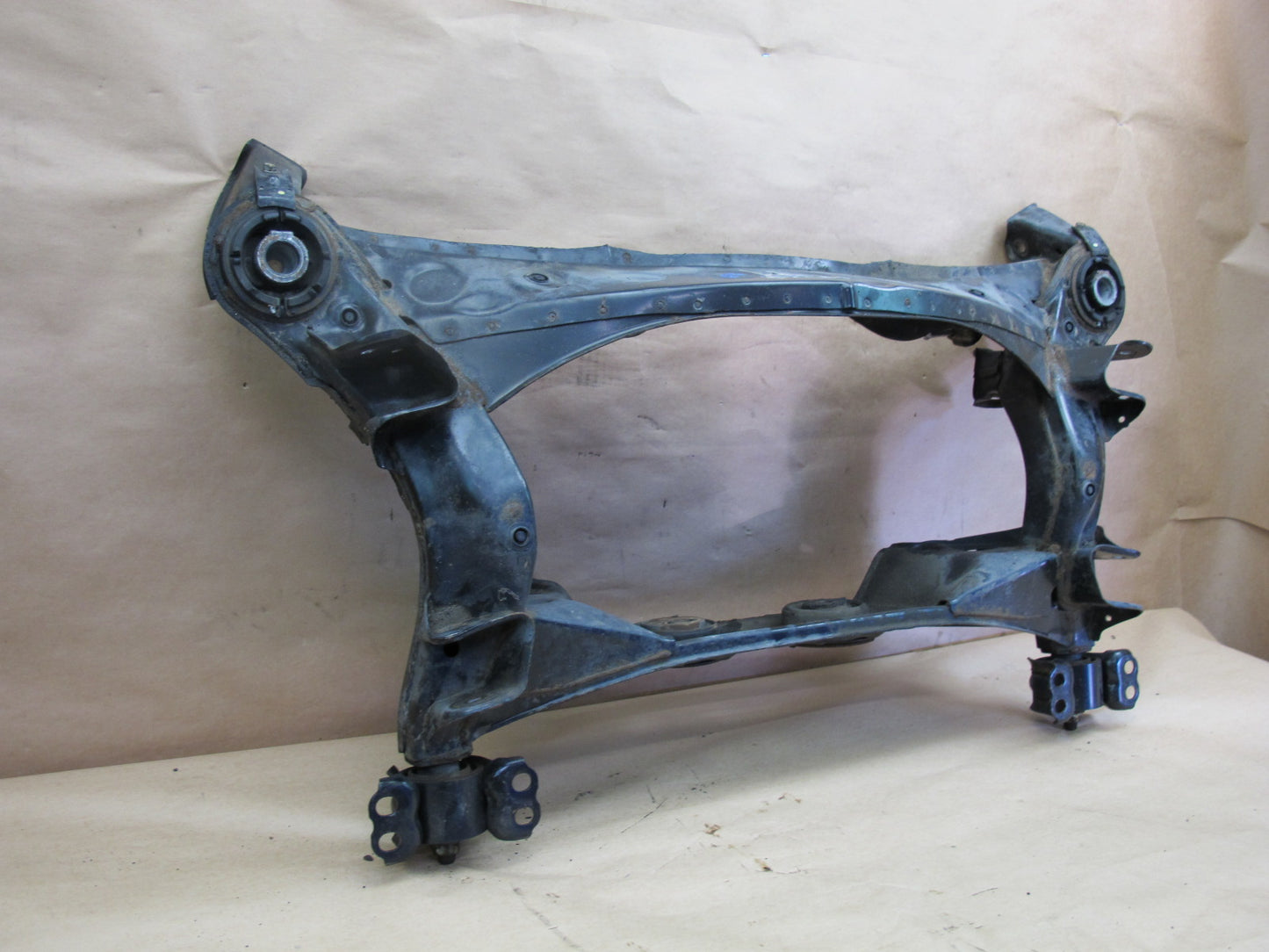 1992-1996 Lexus SC300 SC400 Rear Suspension Crossmember Cradle Sub Frame