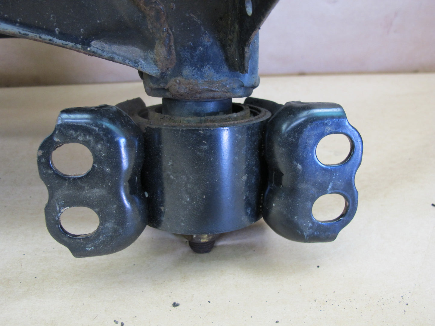 1992-1996 Lexus SC300 SC400 Rear Suspension Crossmember Cradle Sub Frame